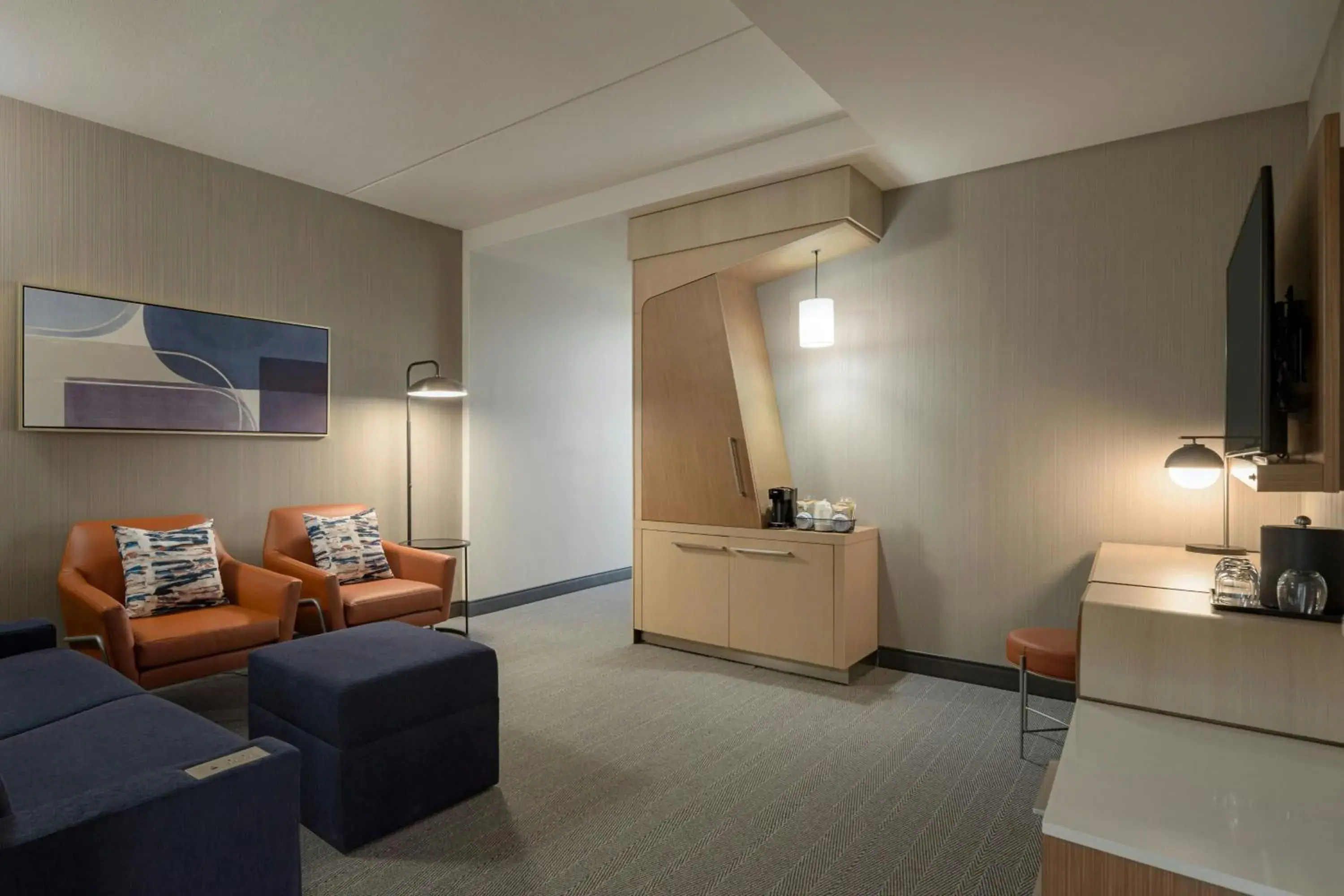 Queen Studio with Sofa Bed in Courtyard by Marriott Gatlinburg Downtown Queen Studio with Sofa Bed in Courtyard by Marriott Gatlinburg Downtown