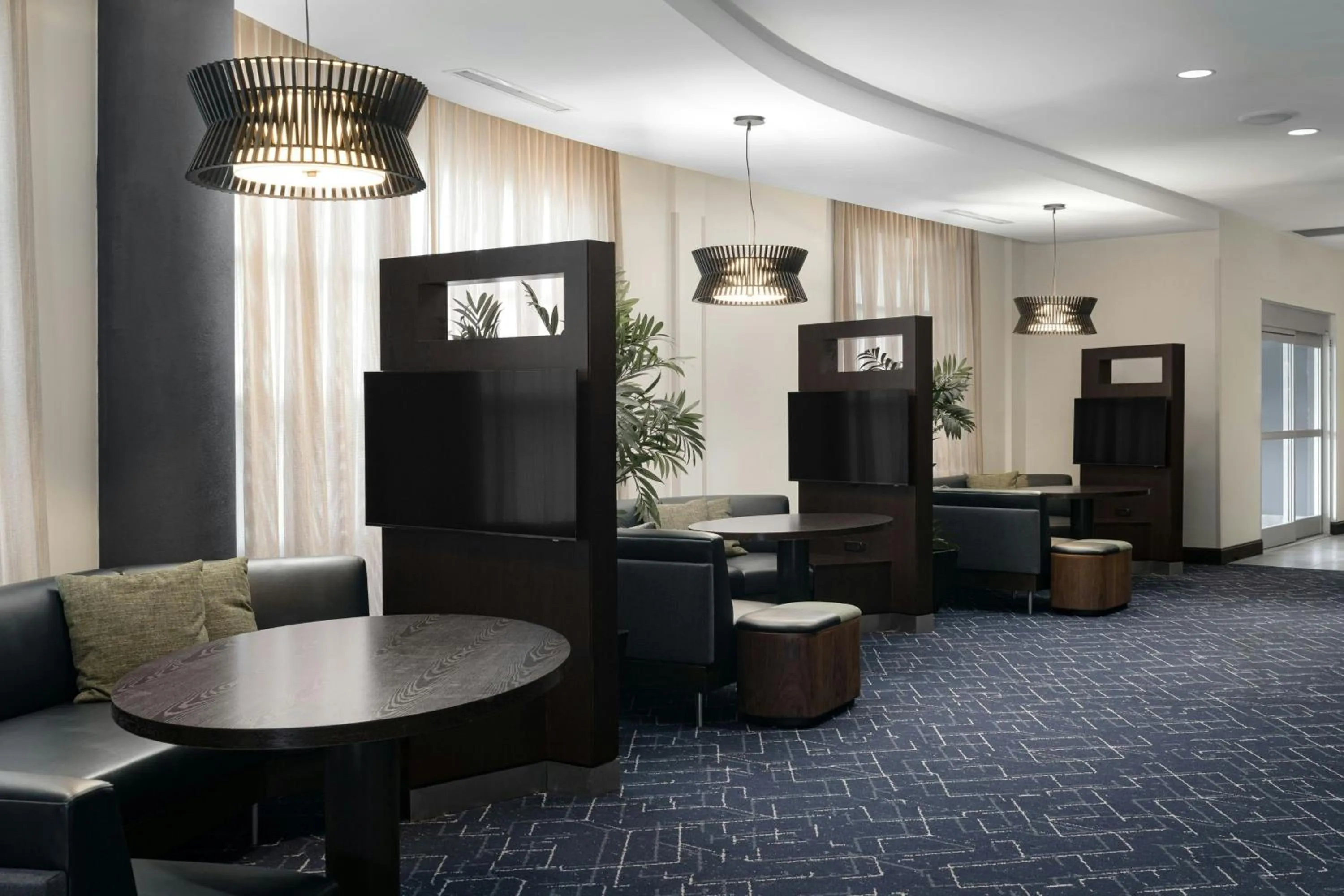 Restaurant/places to eat in Courtyard by Marriott Gatlinburg Downtown