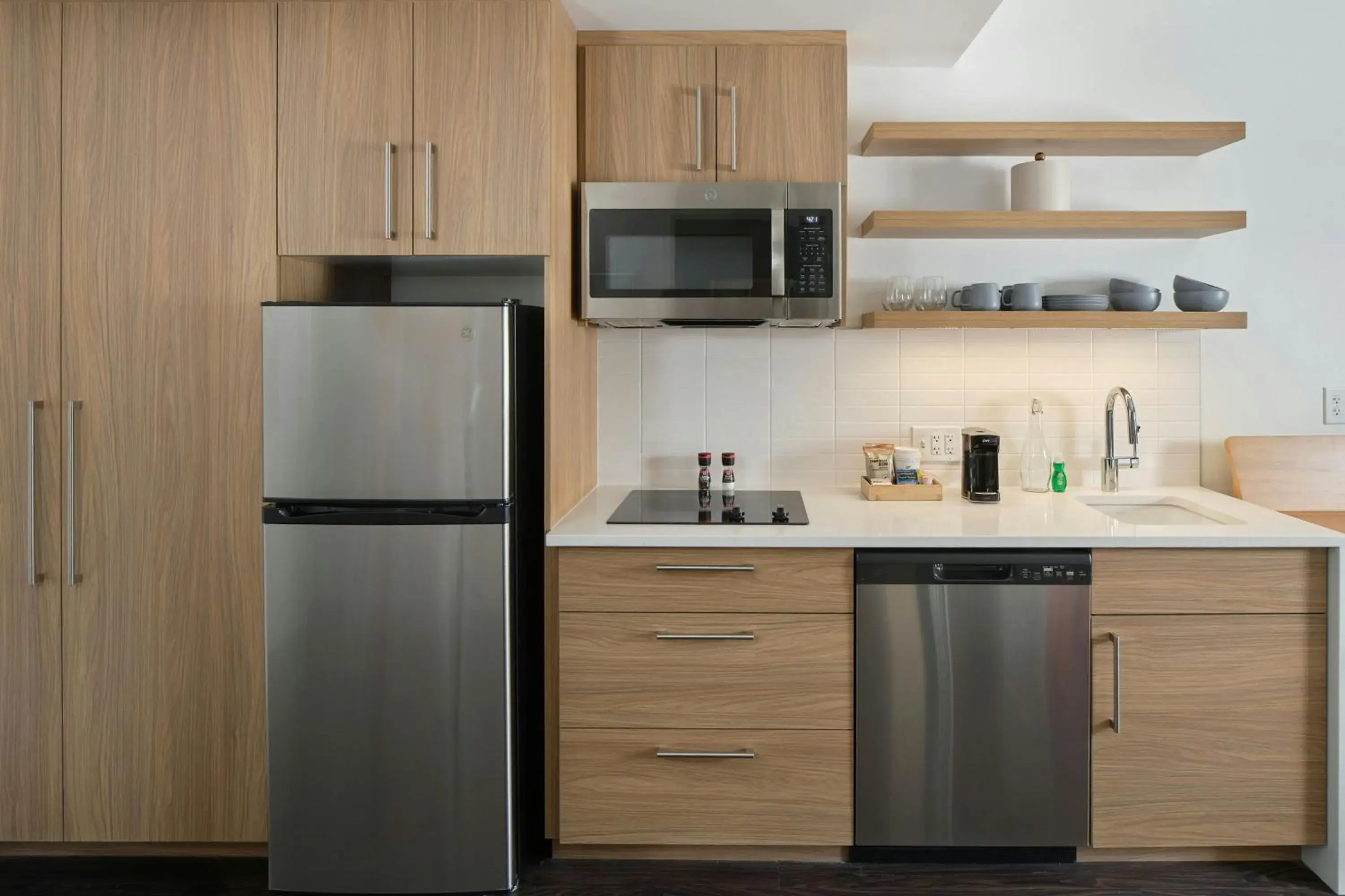 Studio King with Full Kitchen in Element by Marriott Lenox Berkshires Studio King with Full Kitchen in Element by Marriott Lenox Berkshires