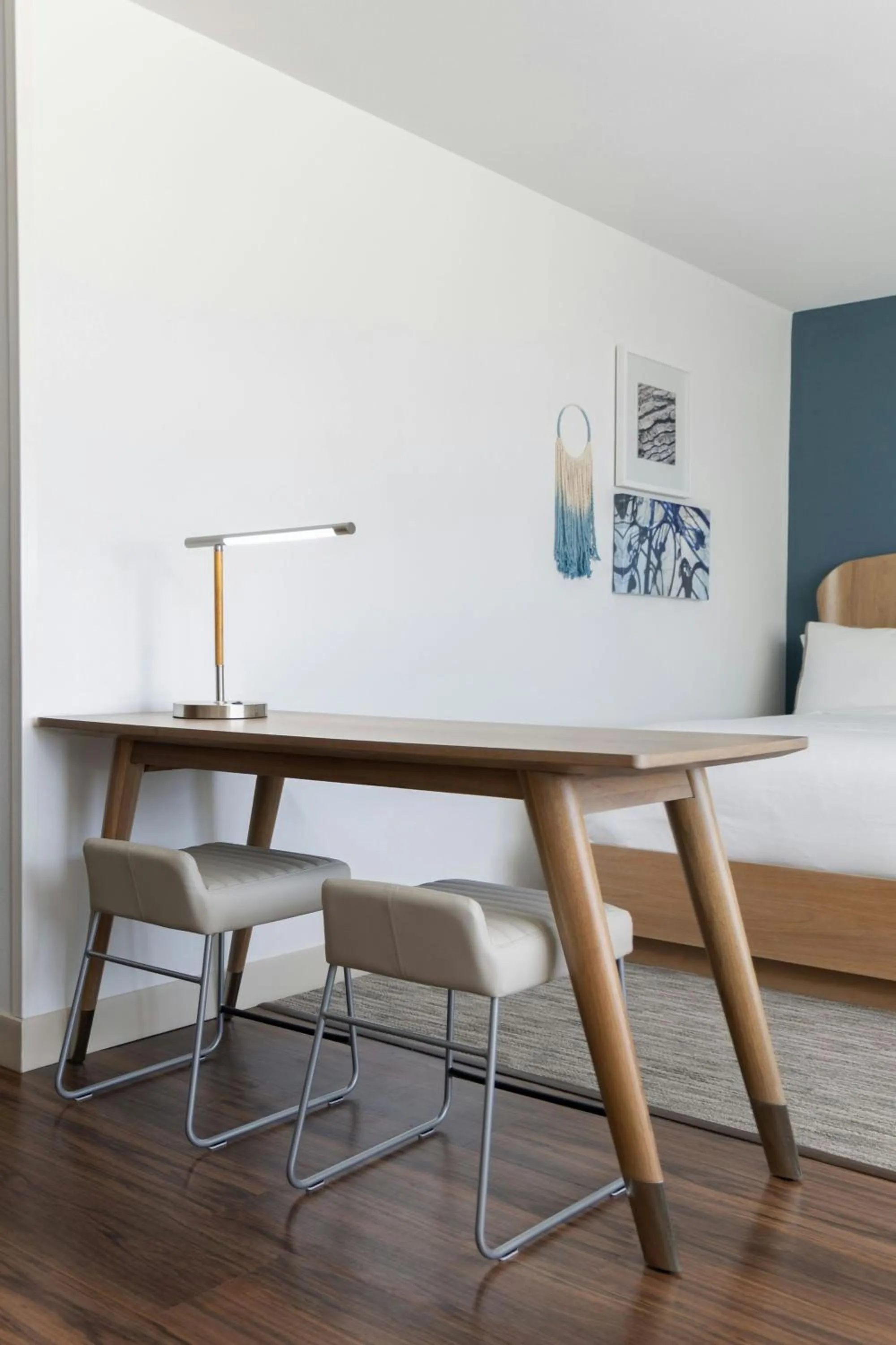 Photo of the whole room, Bed in Element Las Vegas Airport