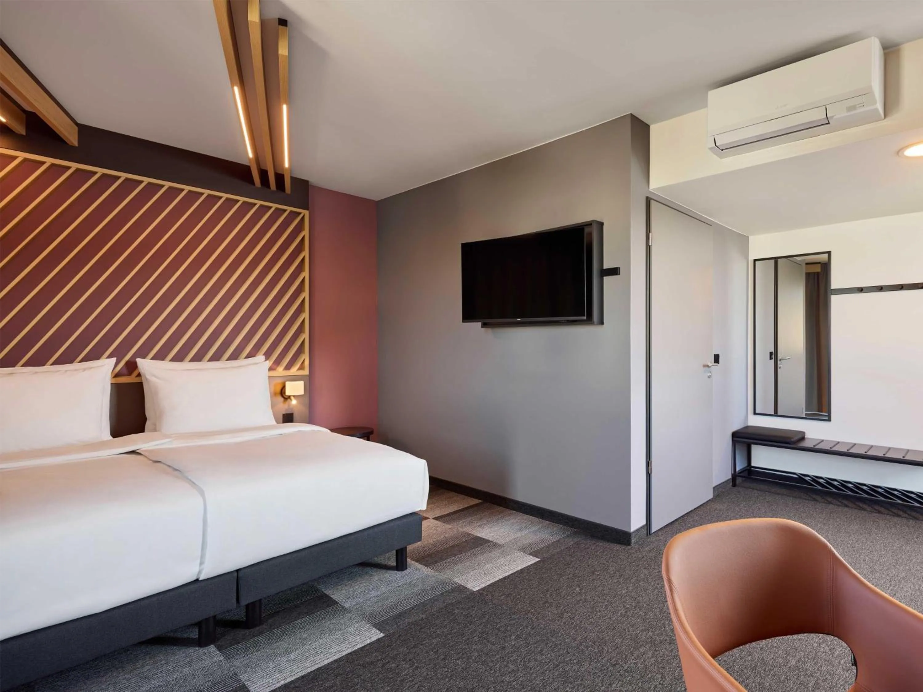 Photo of the whole room, Bed in B&B HOTEL Emmerich