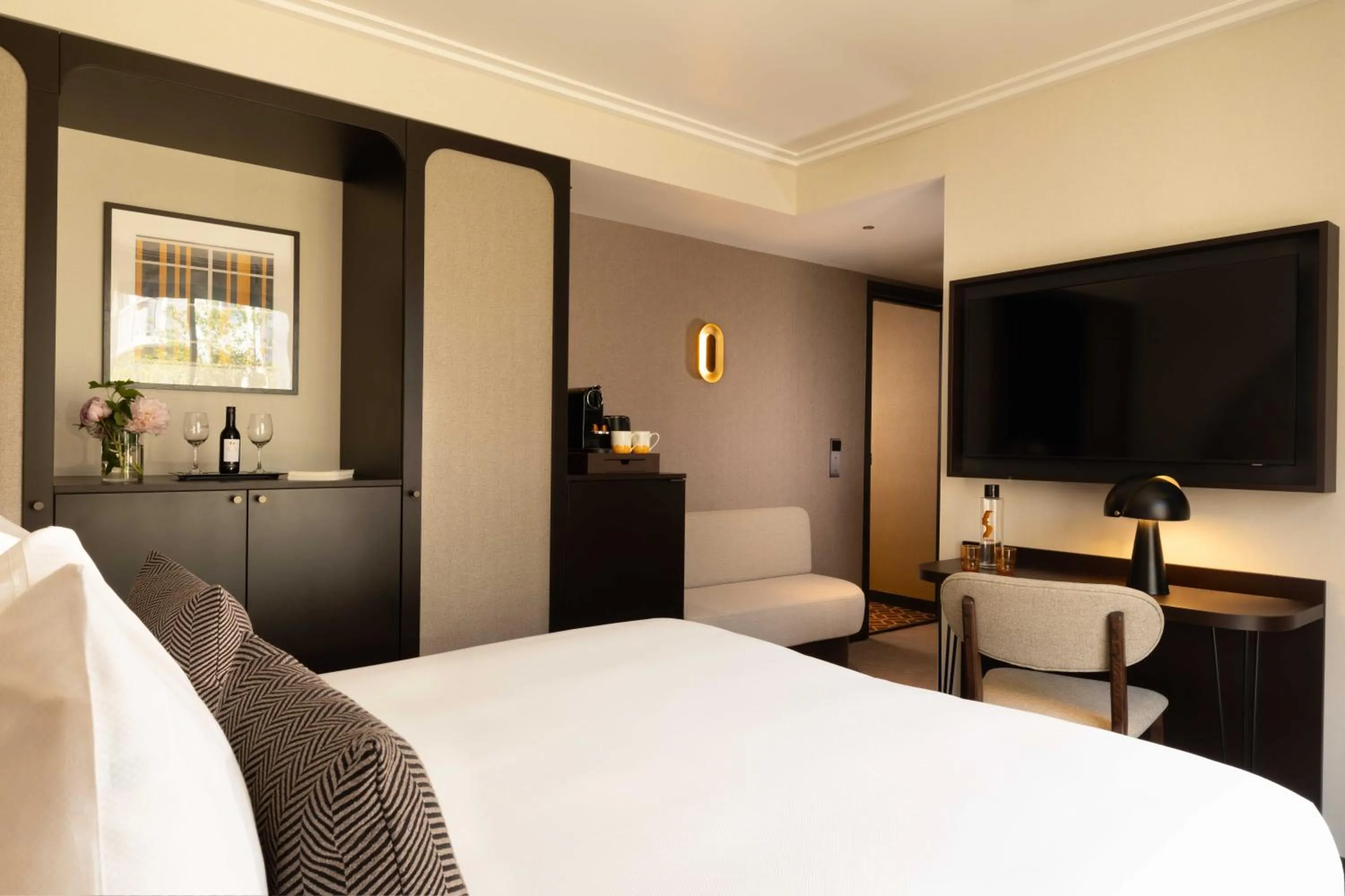 Photo of the whole room, Bed in Belinda Hôtel & Spa