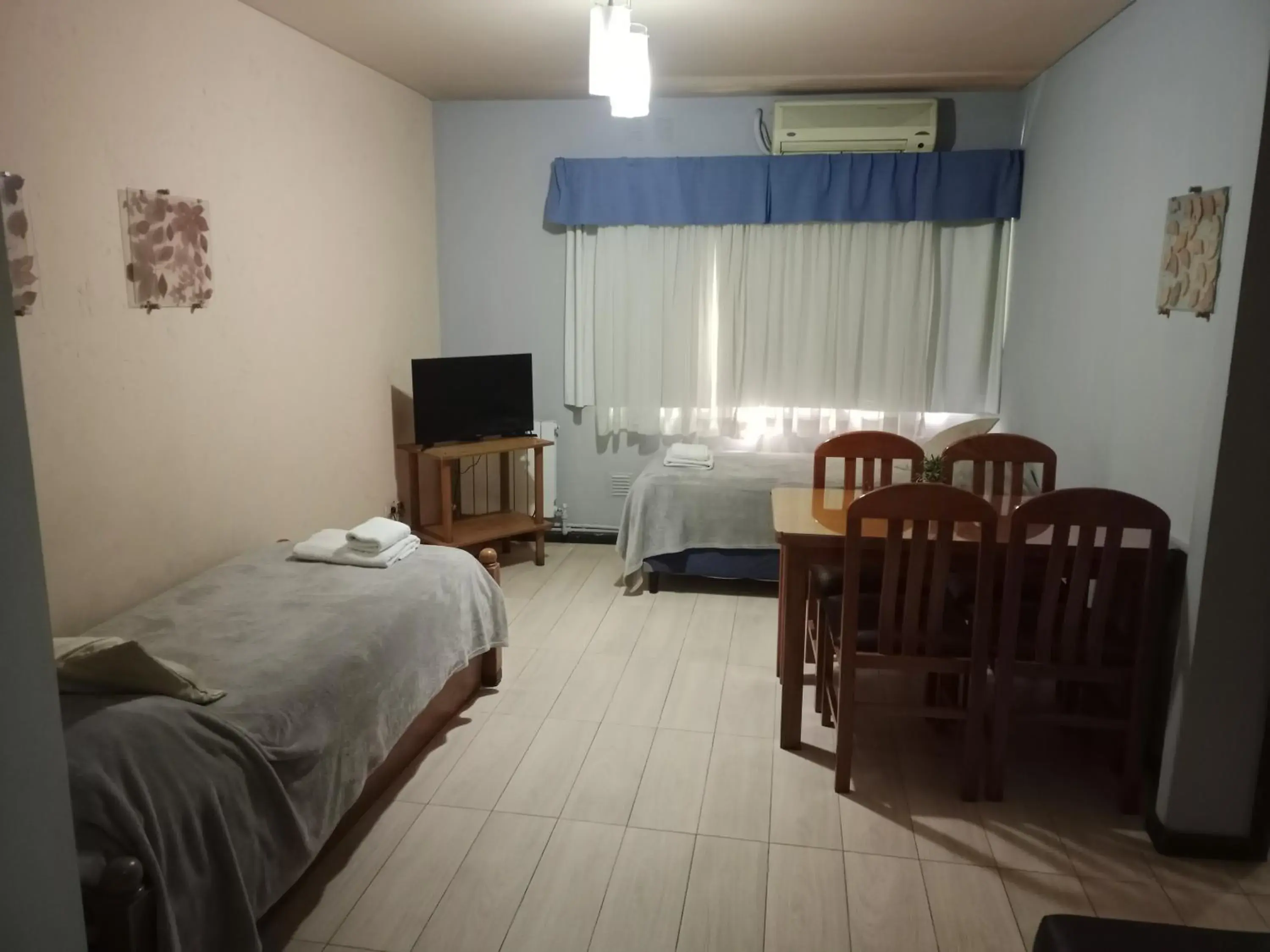 Classic Quadruple Room in San lorenzo apart Classic Quadruple Room in San lorenzo apart