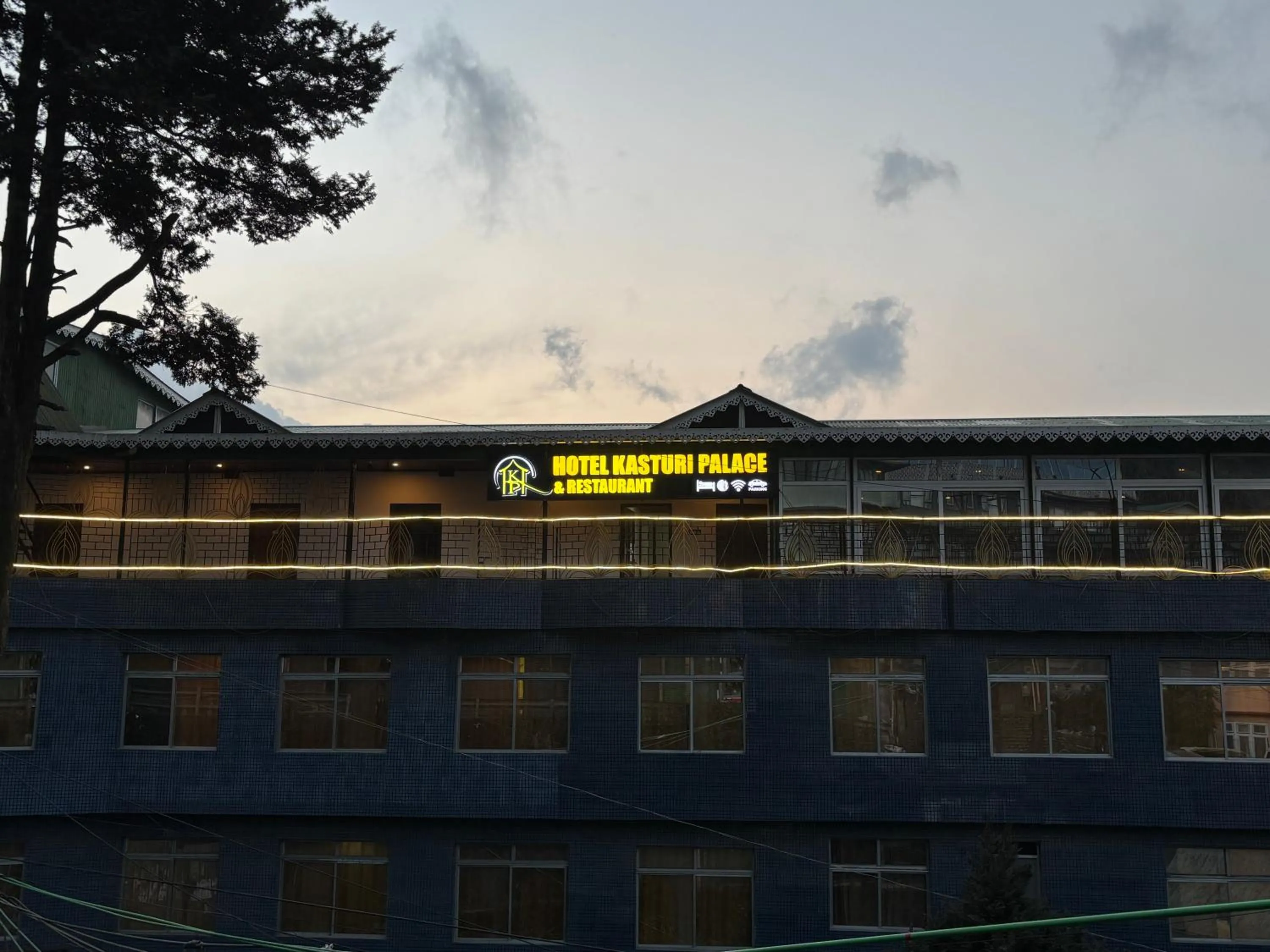 Property building in Hotel KASTURI PALACE & RESTAURANT DARJEELING