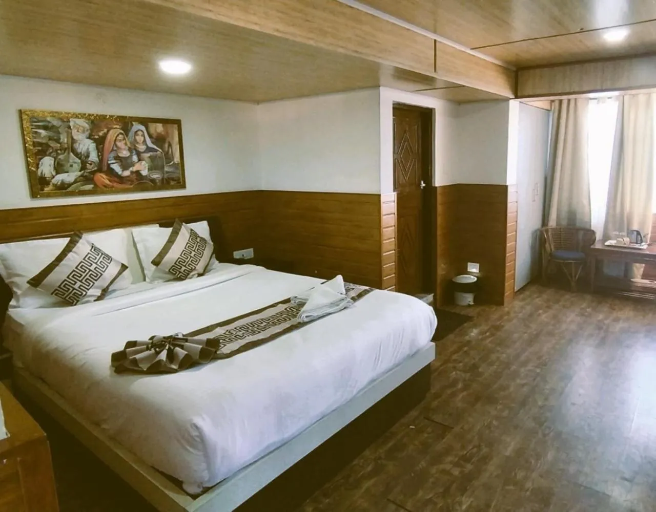 Bed in Hotel KASTURI PALACE & RESTAURANT DARJEELING
