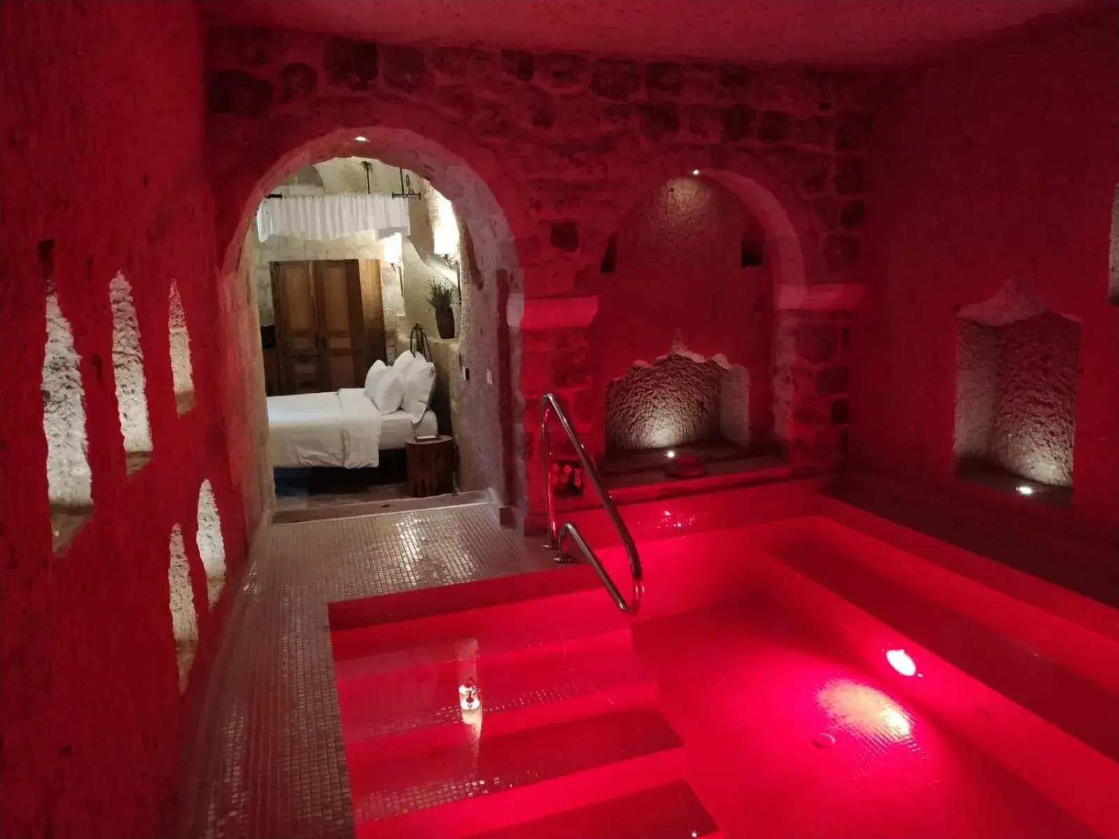 Swimming pool in Exedra Cappadocia Swimming pool in Exedra Cappadocia