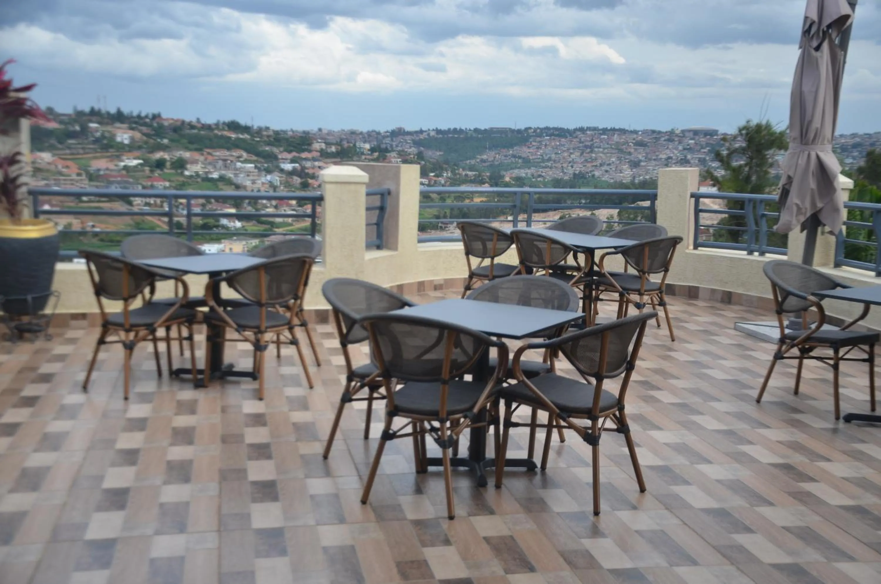 Day in Victory Villa Apartment hotel