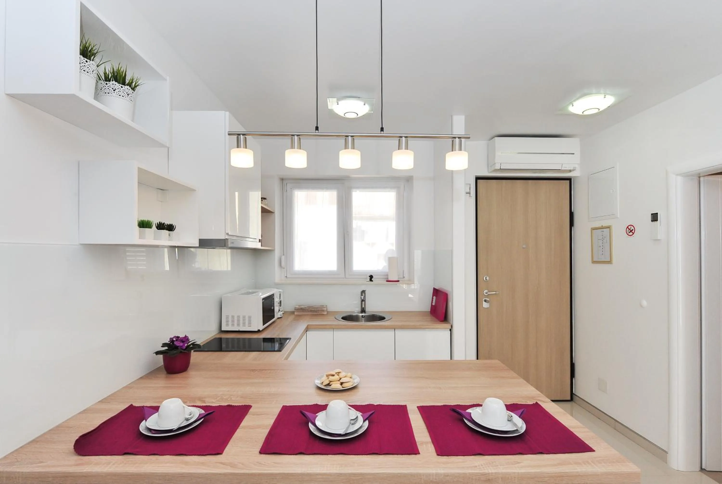 Kitchen or kitchenette in Luka Residence Apartments