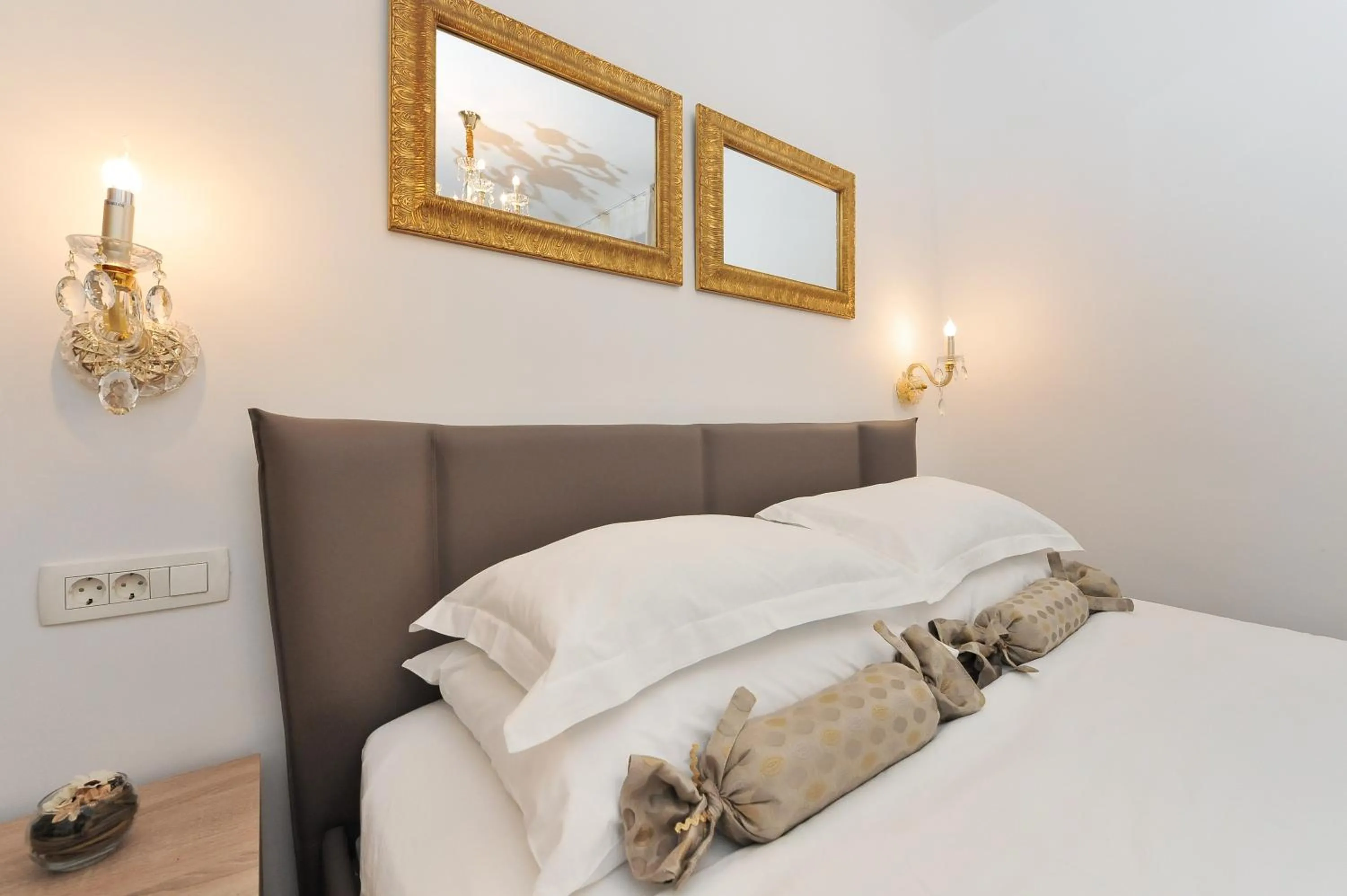 Bed in Luka Residence Apartments