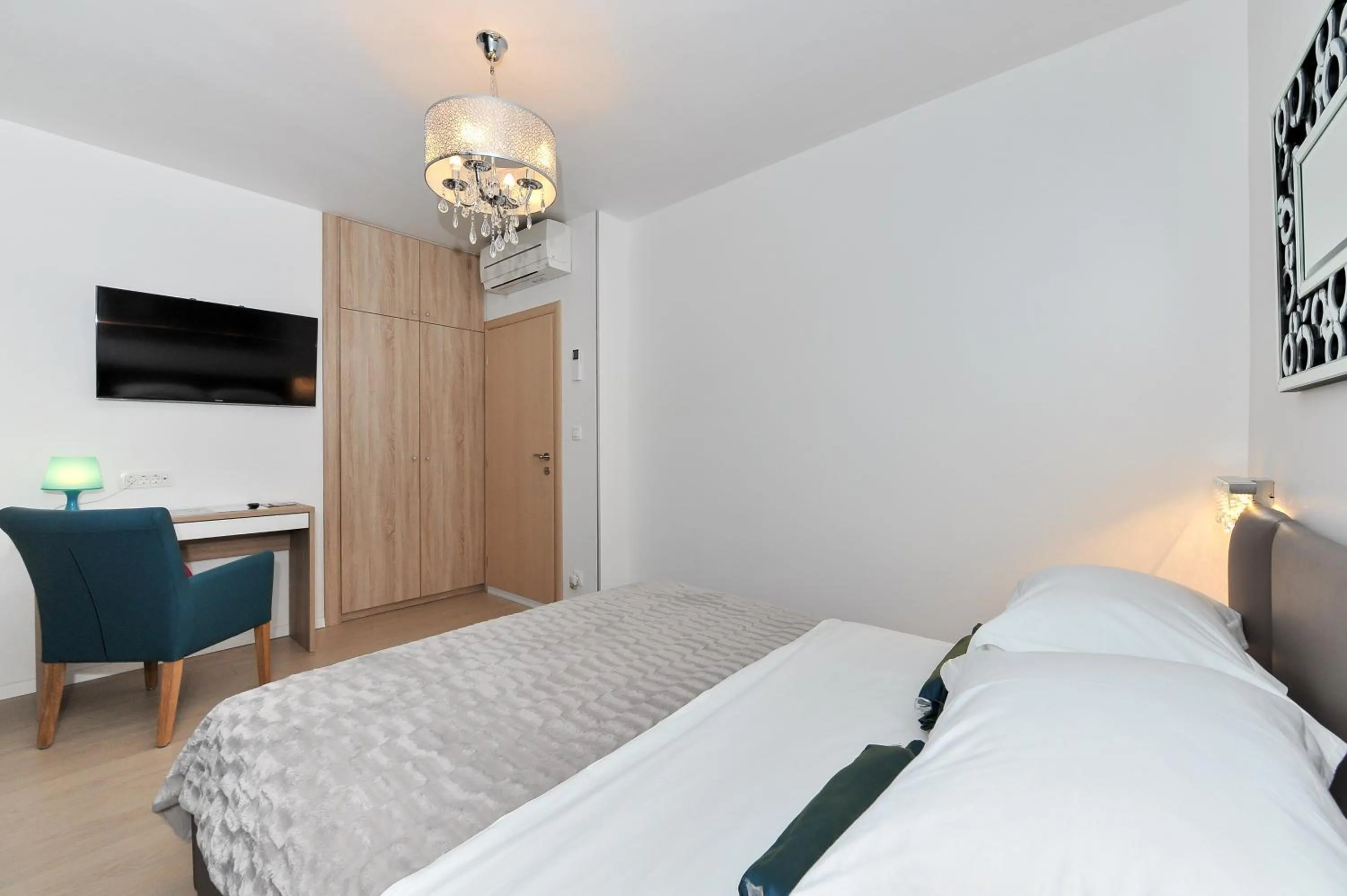 Bed in Luka Residence Apartments