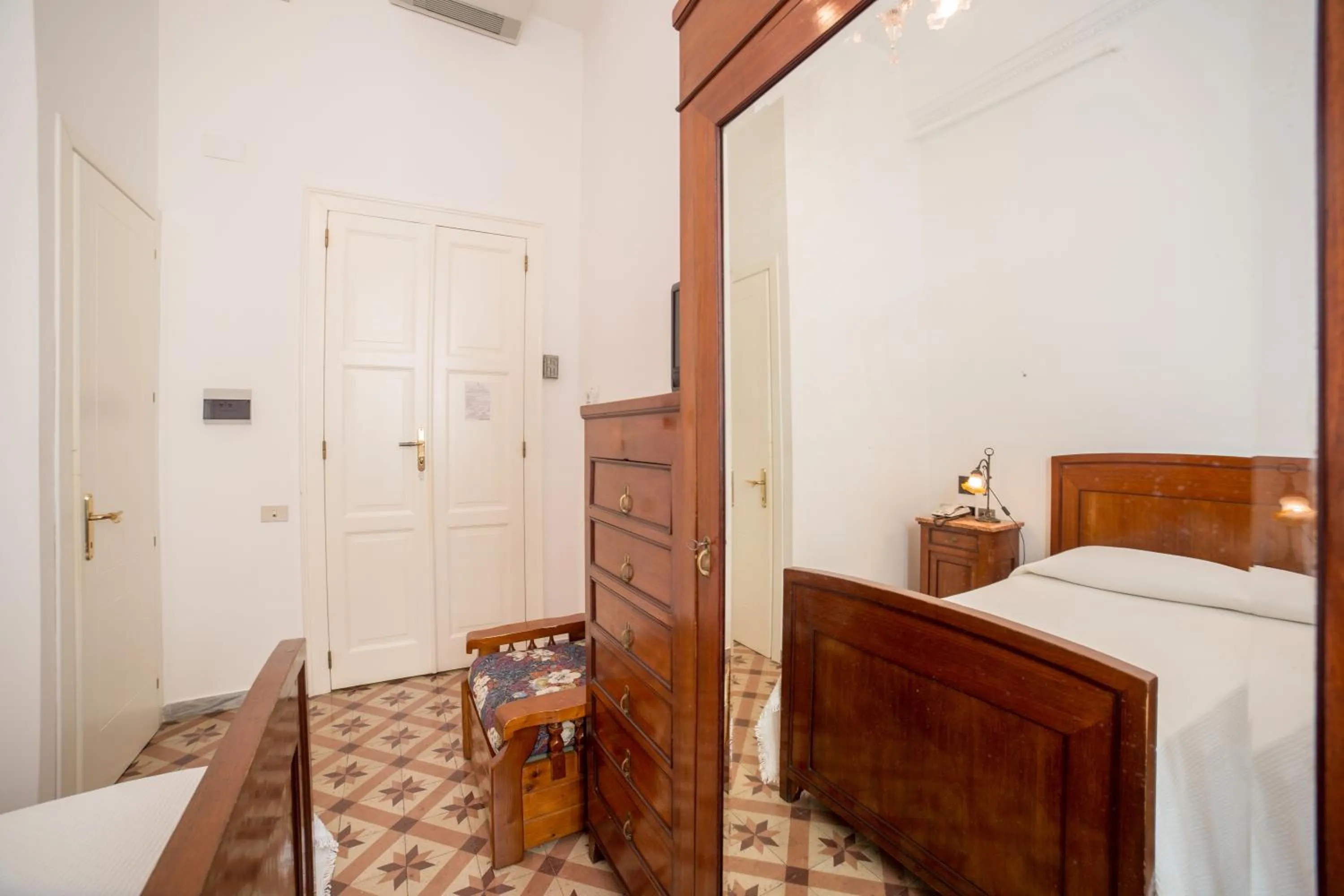 Bed in Hotel AeR BJ Vittoria