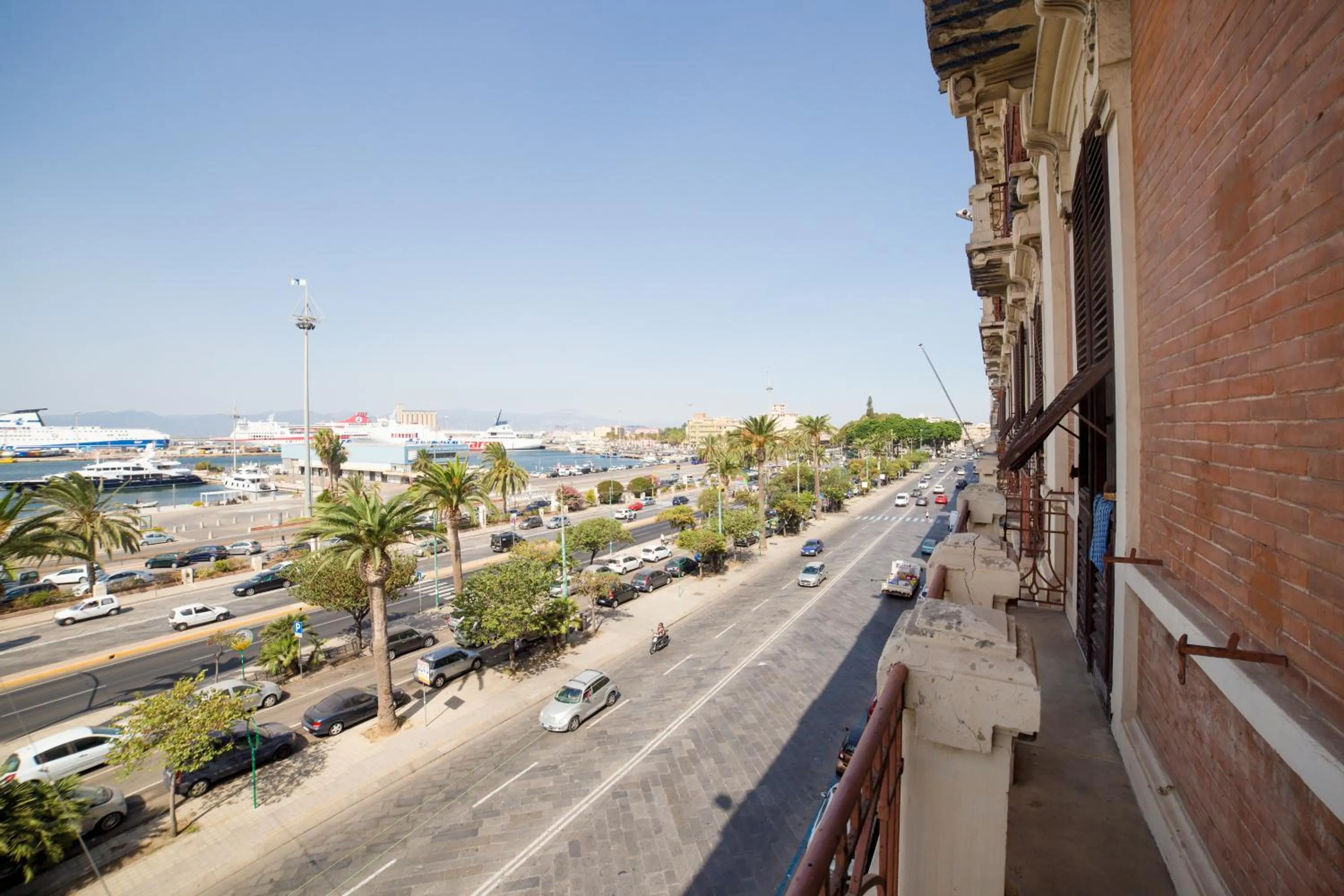 City view in Hotel AeR BJ Vittoria