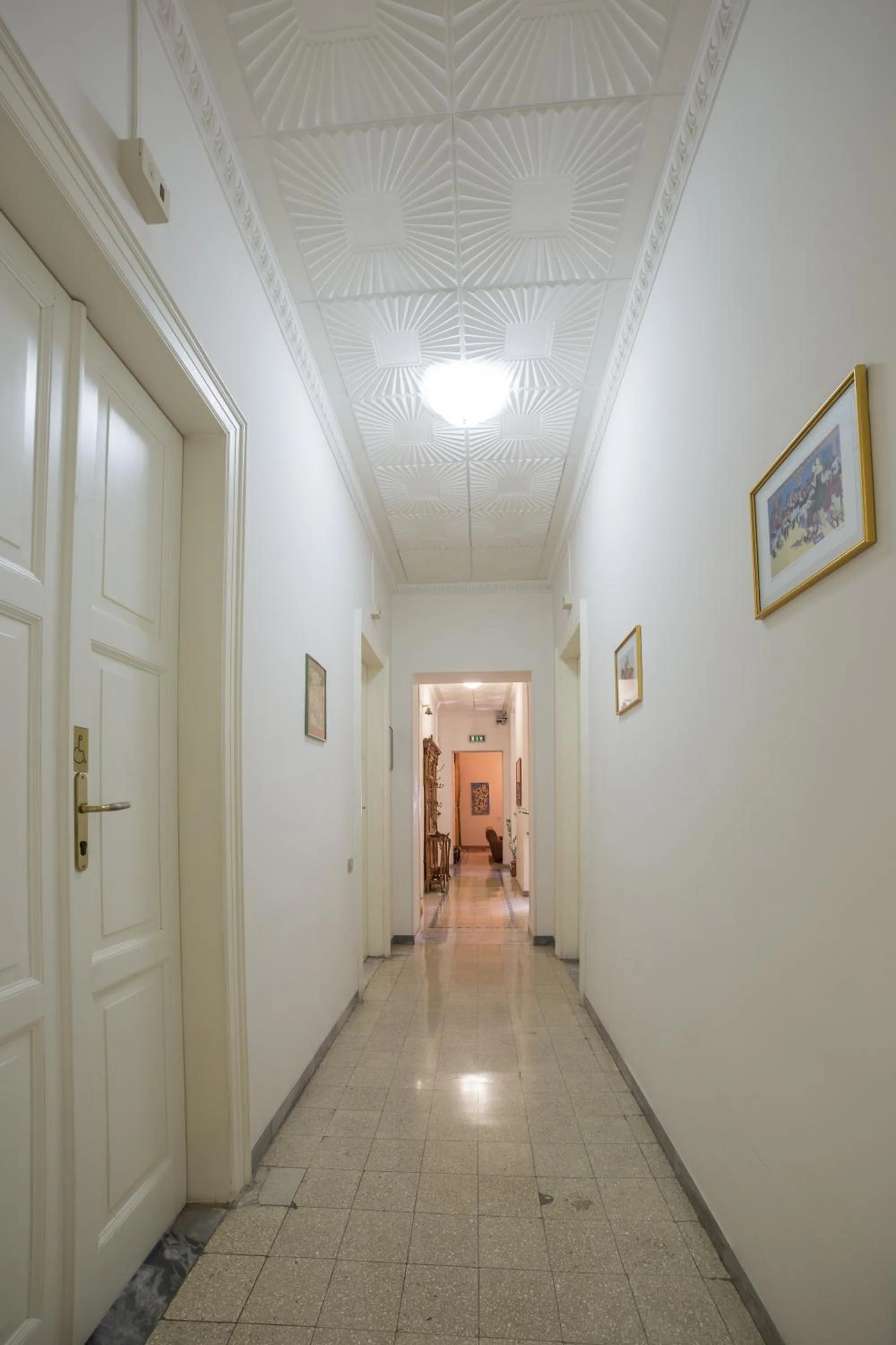 Area and facilities in Hotel AeR BJ Vittoria