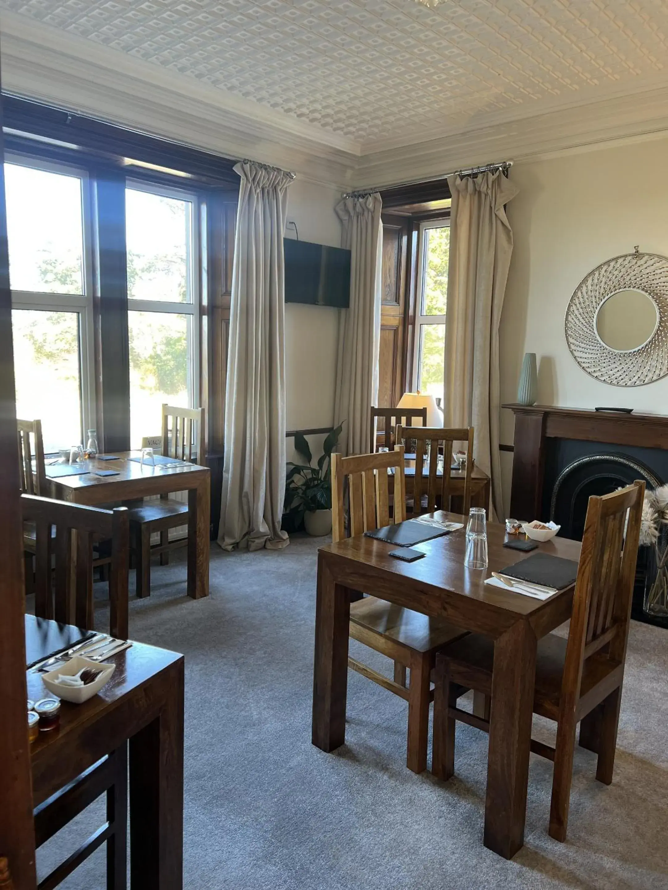Dining area in Springfield guest house Dining area in Springfield guest house