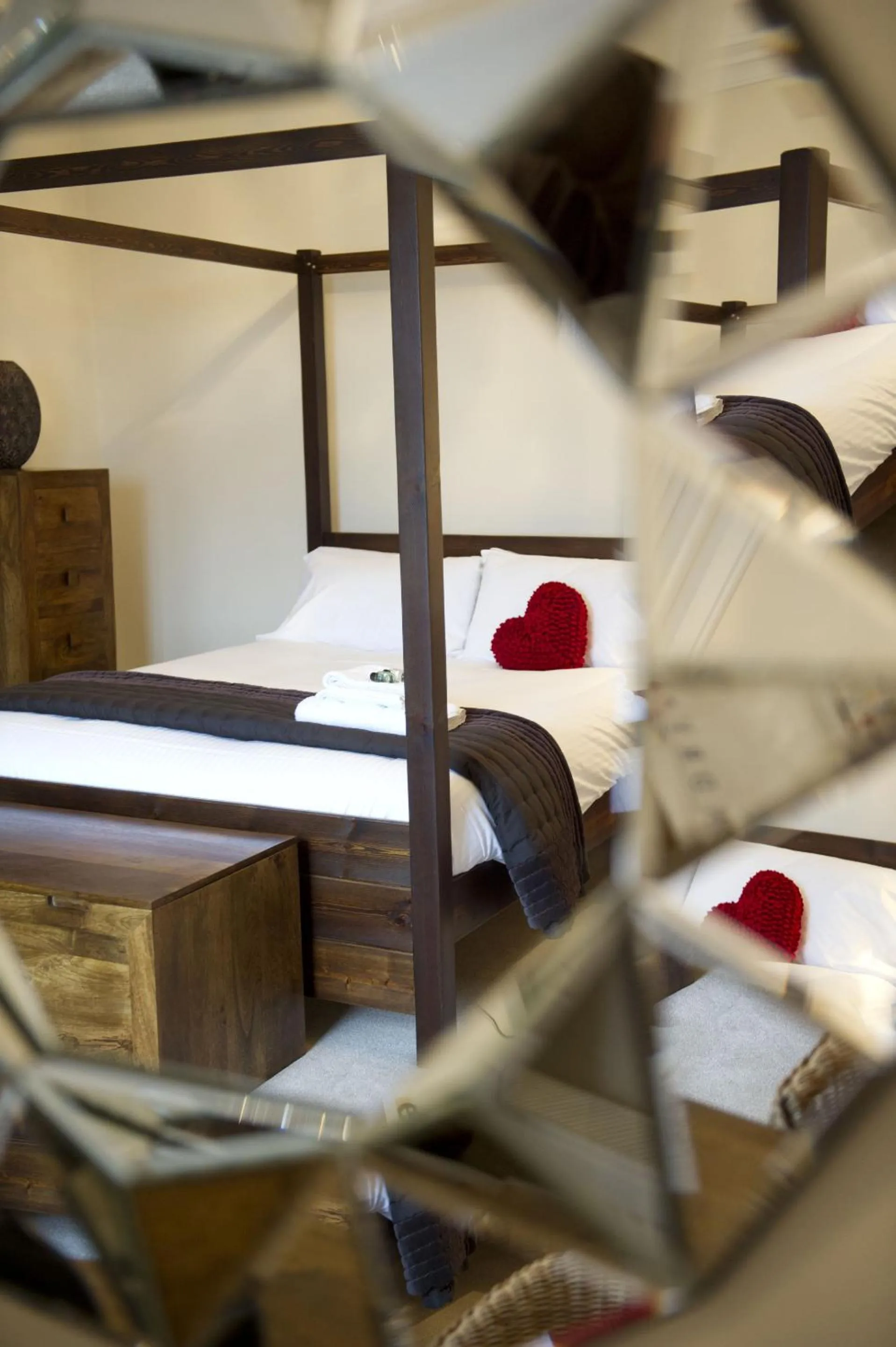 Bedroom, Bed in Springfield guest house