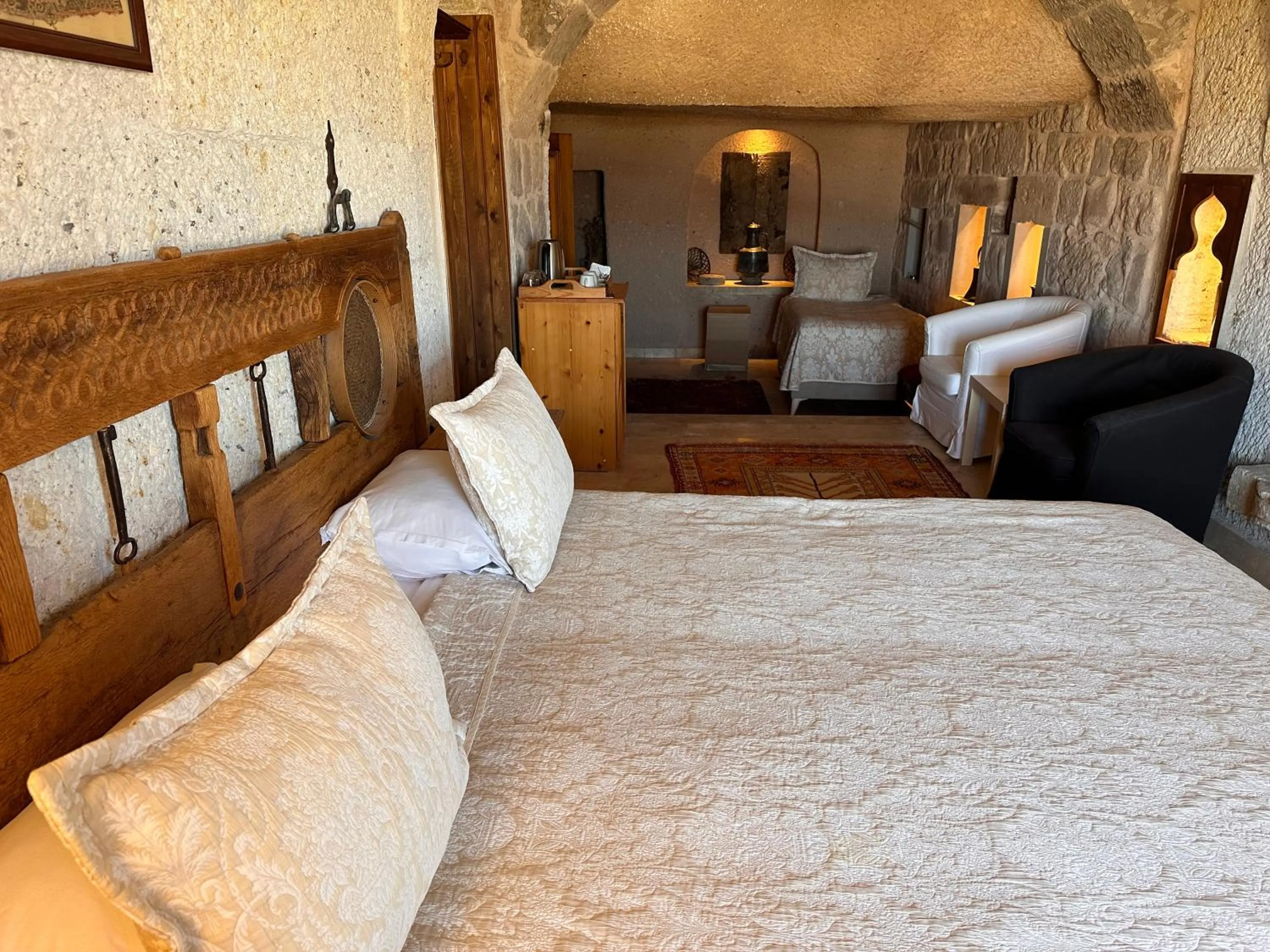 Bed in Kistar Cave Hotel