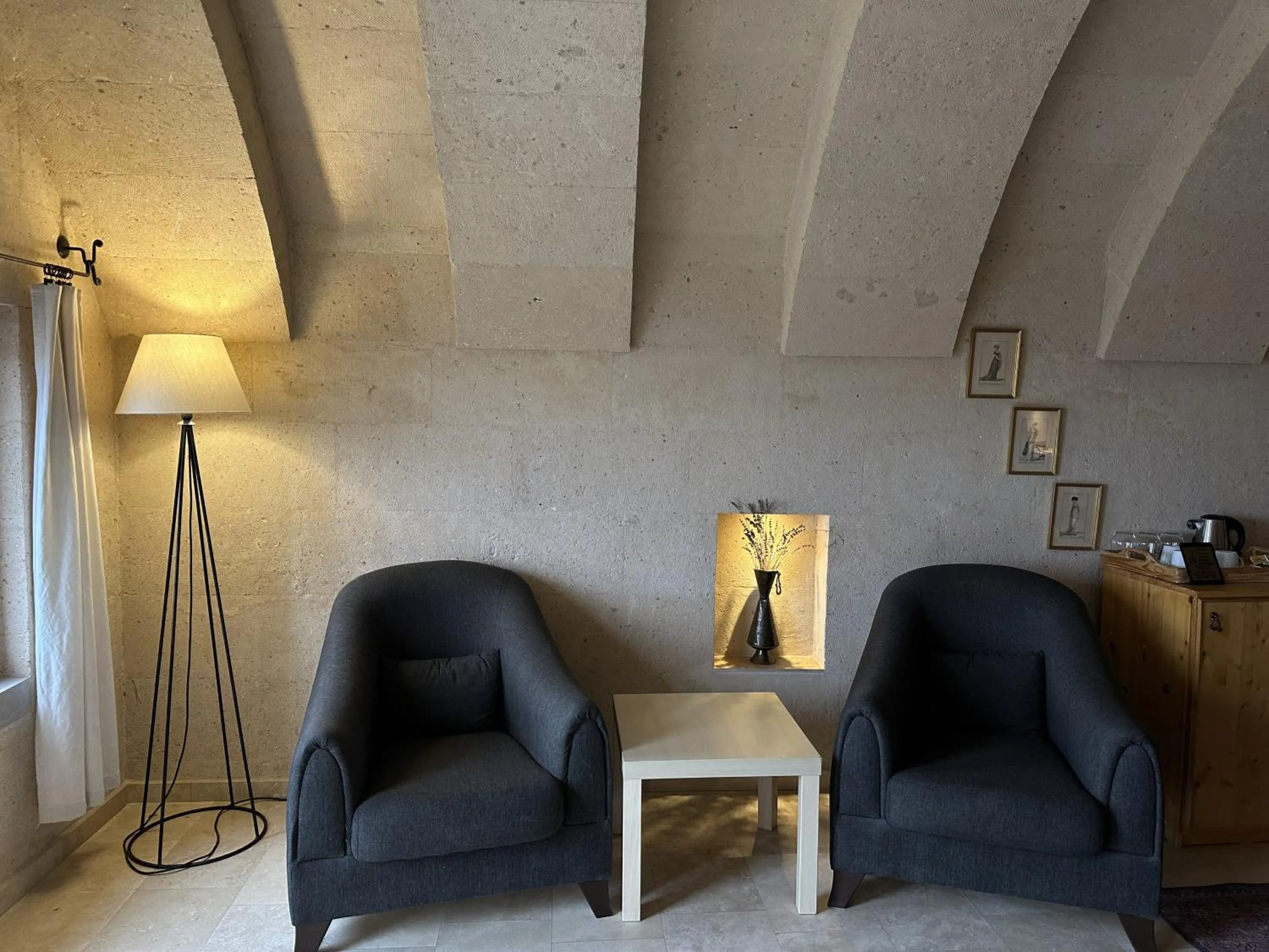 Coffee/tea facilities in Kistar Cave Hotel