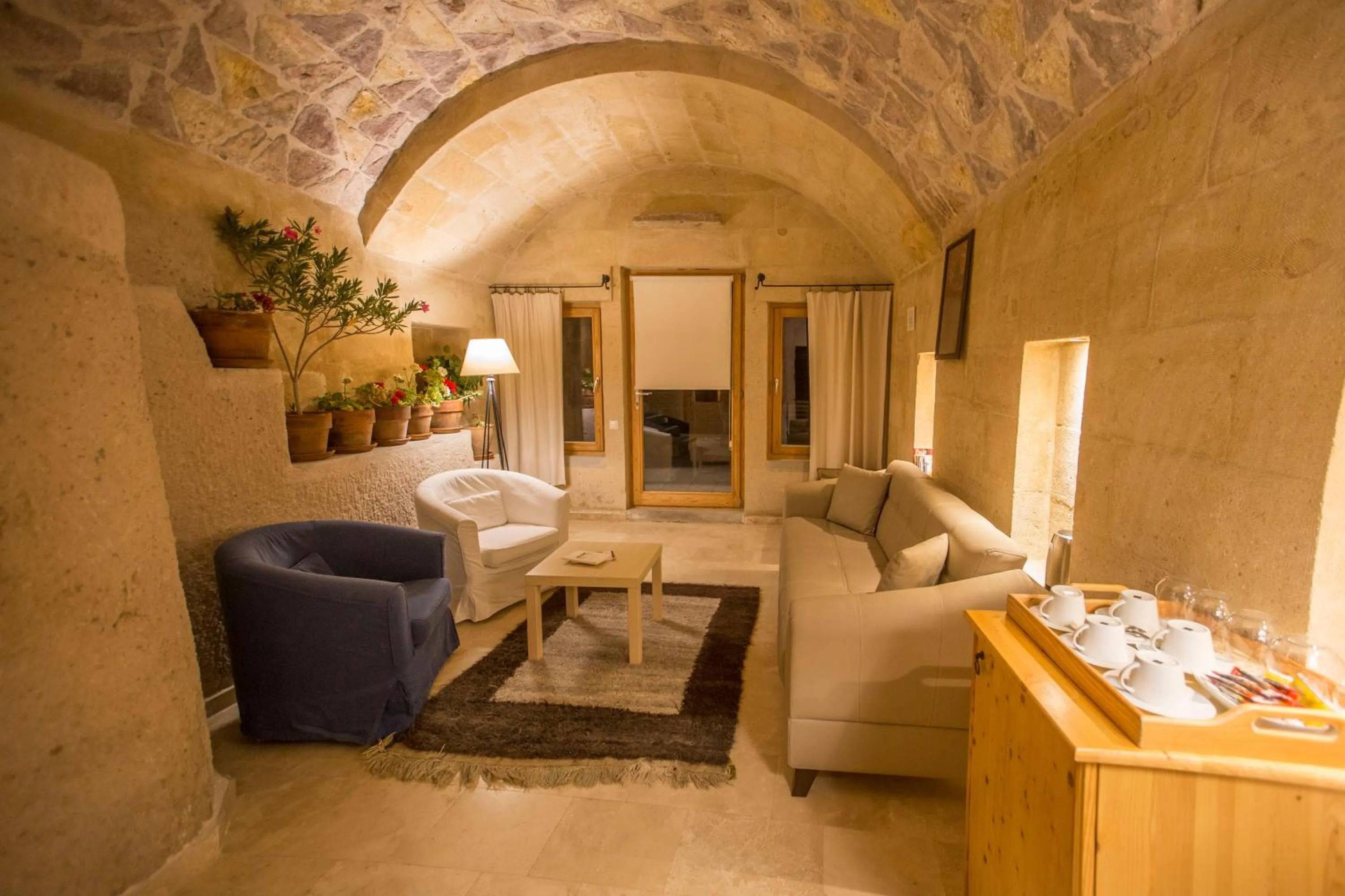 Garden in Kistar Cave Hotel