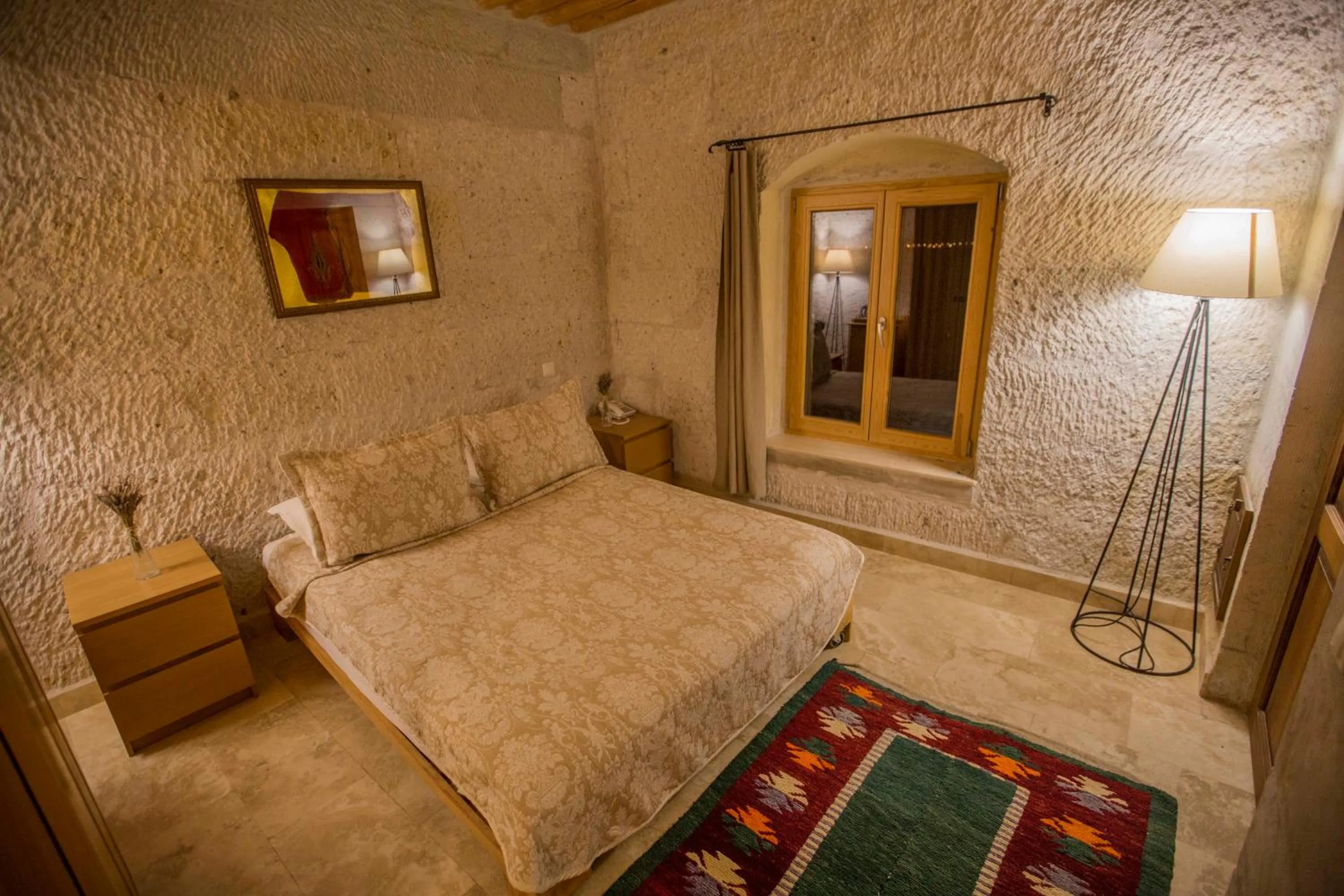 Nearby landmark, Bed in Kistar Cave Hotel