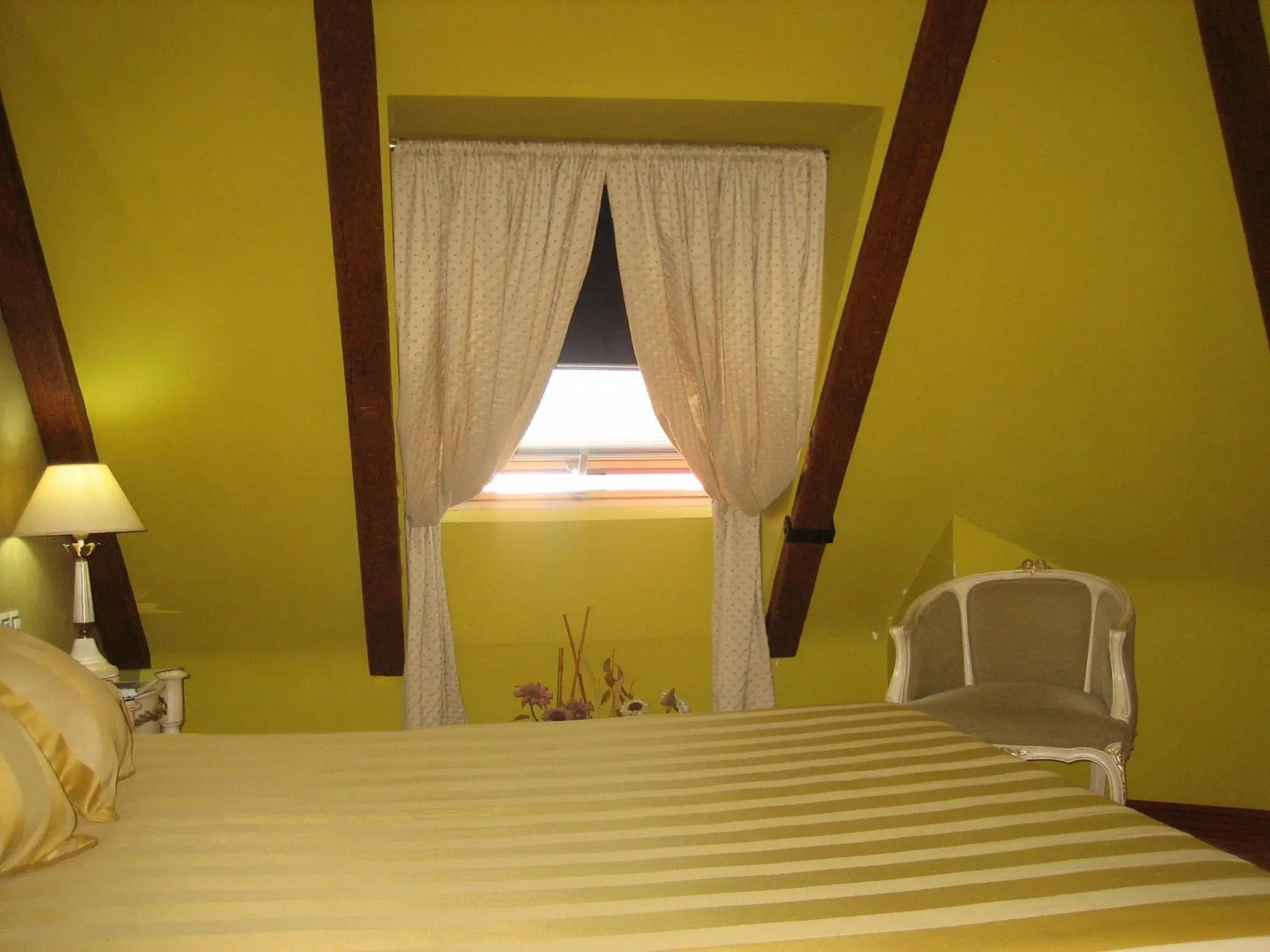 Photo of the whole room, Bed in Hotel Santiago Photo of the whole room, Bed in Hotel Santiago