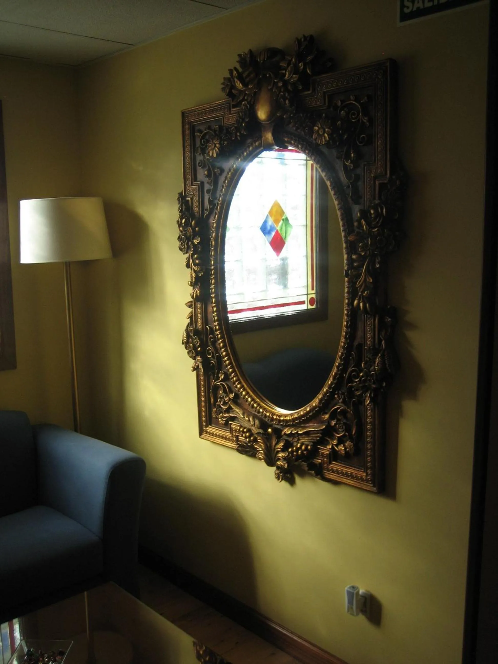 Decorative detail in Hotel Santiago