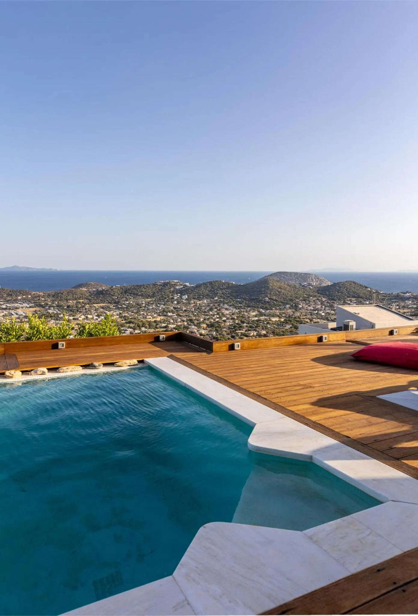 Mountain view in Villa TakeOff Saronida