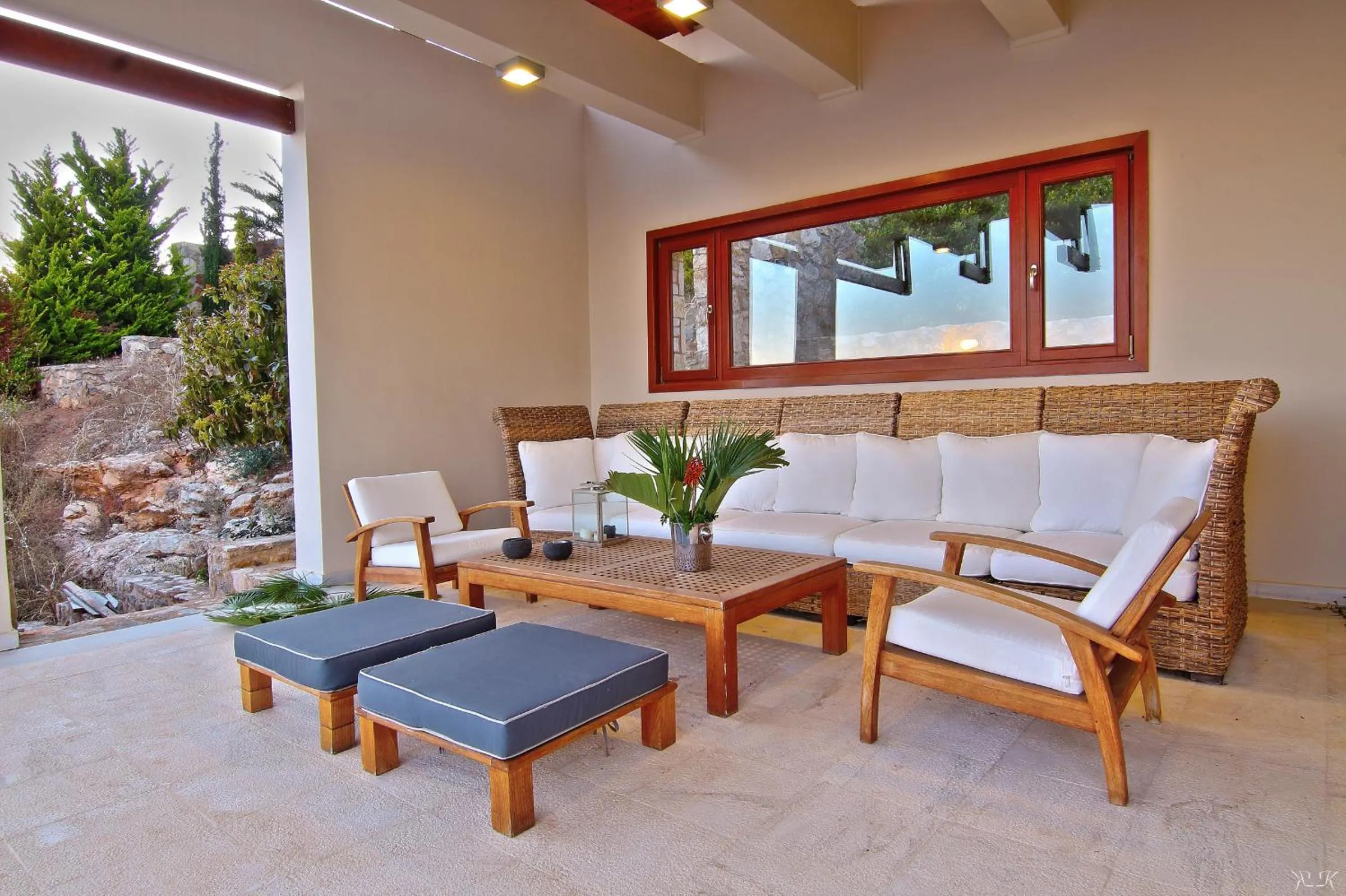 Patio in Villa TakeOff Saronida