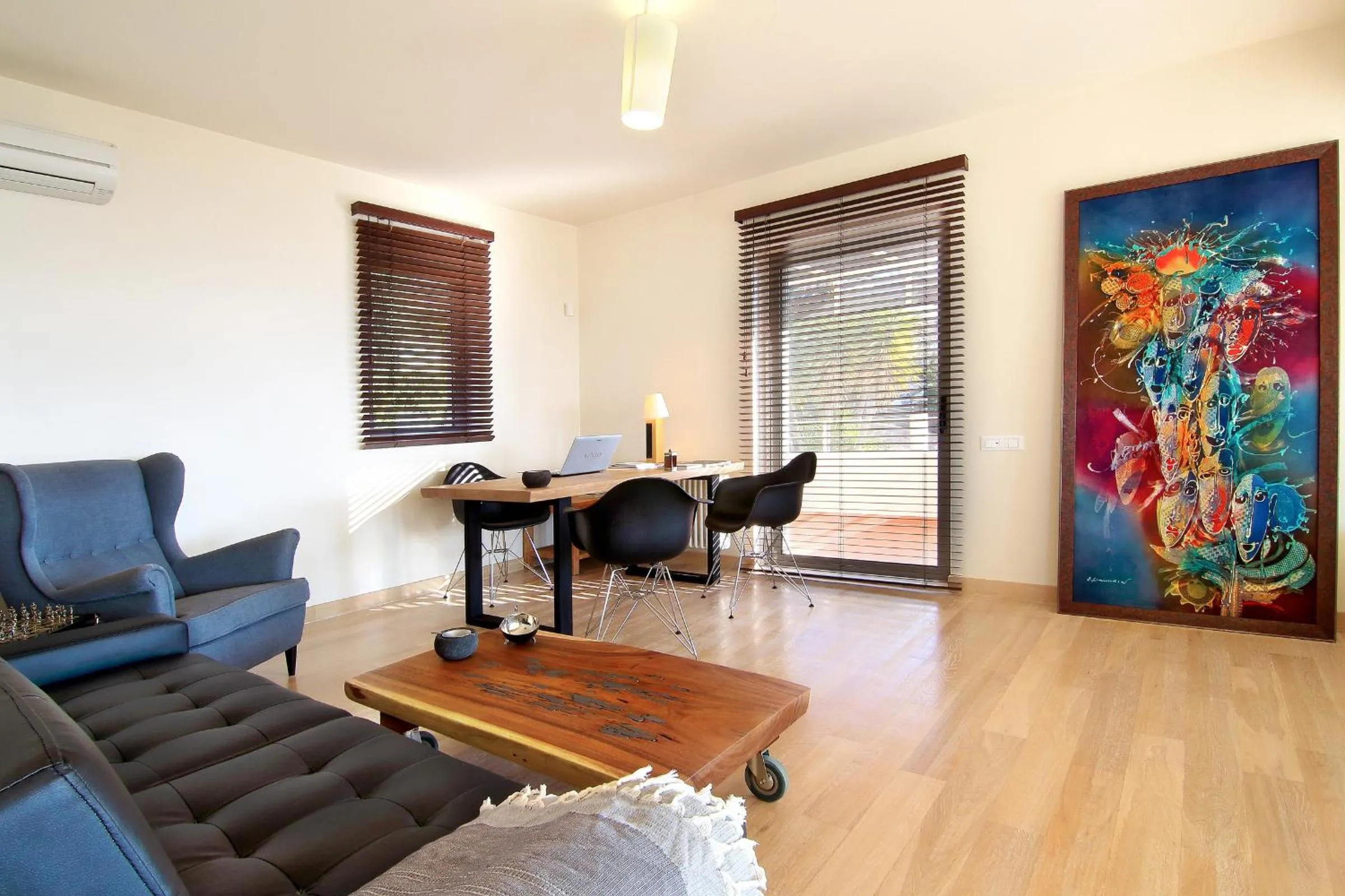 Living room in Villa TakeOff Saronida