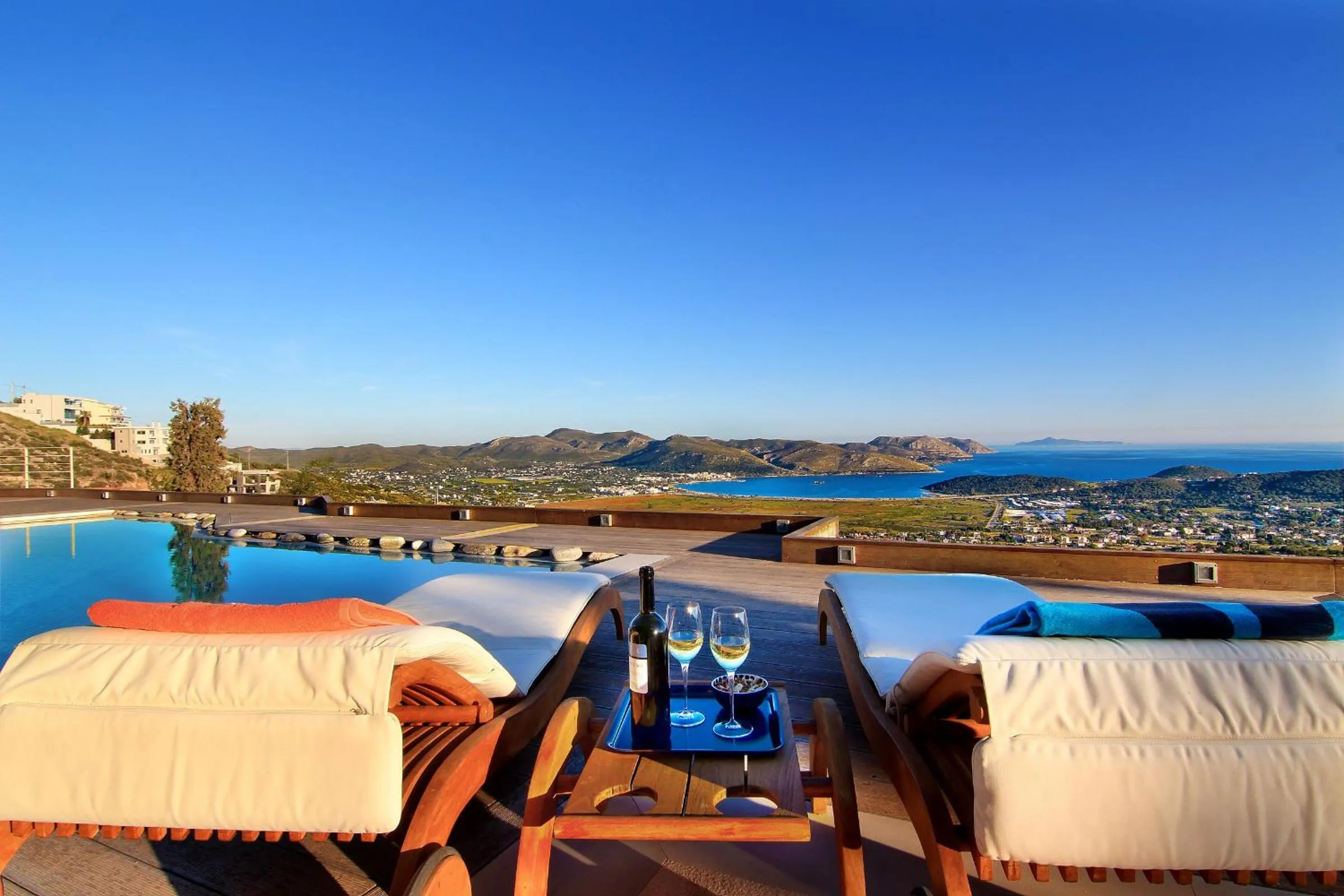 City view in Villa TakeOff Saronida