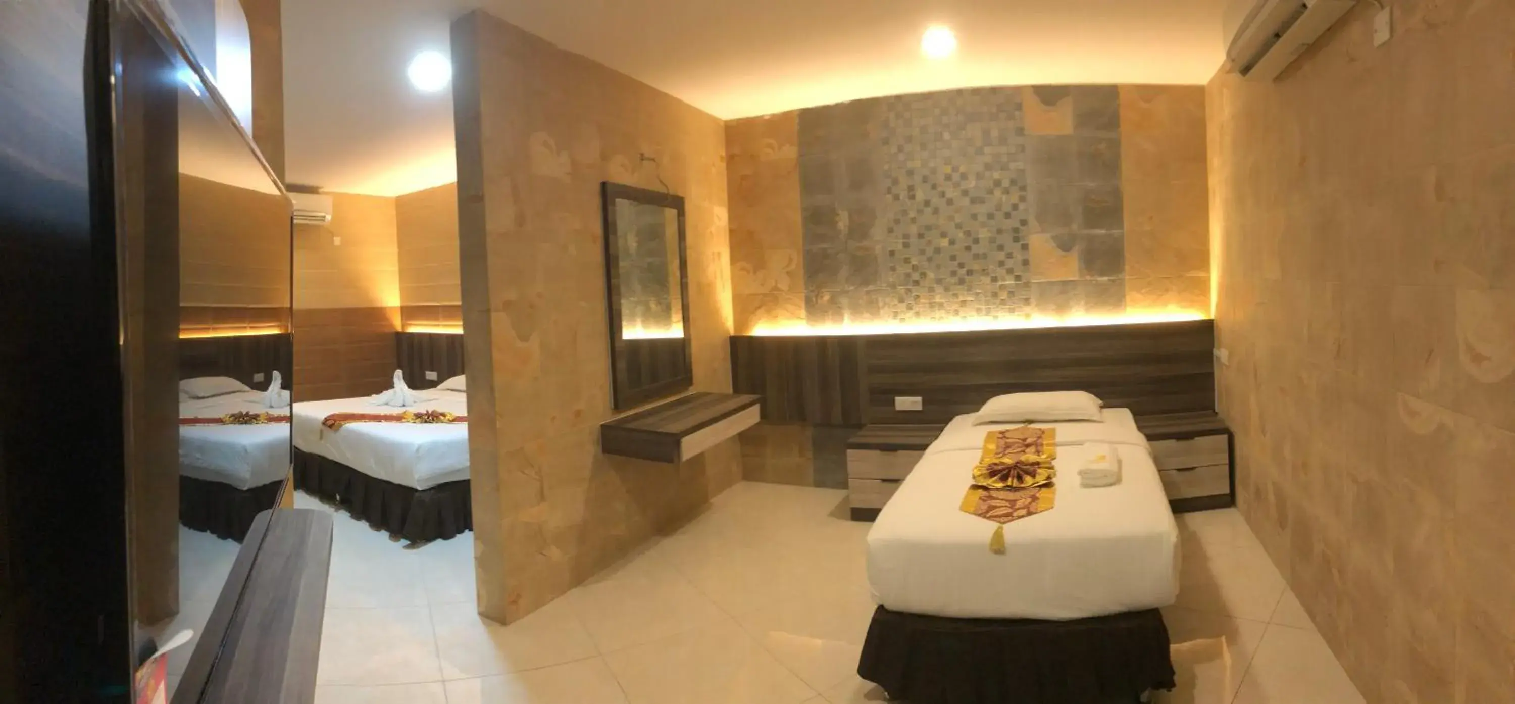 Photo of the whole room, Bed in AB Inn Hotel Photo of the whole room, Bed in AB Inn Hotel