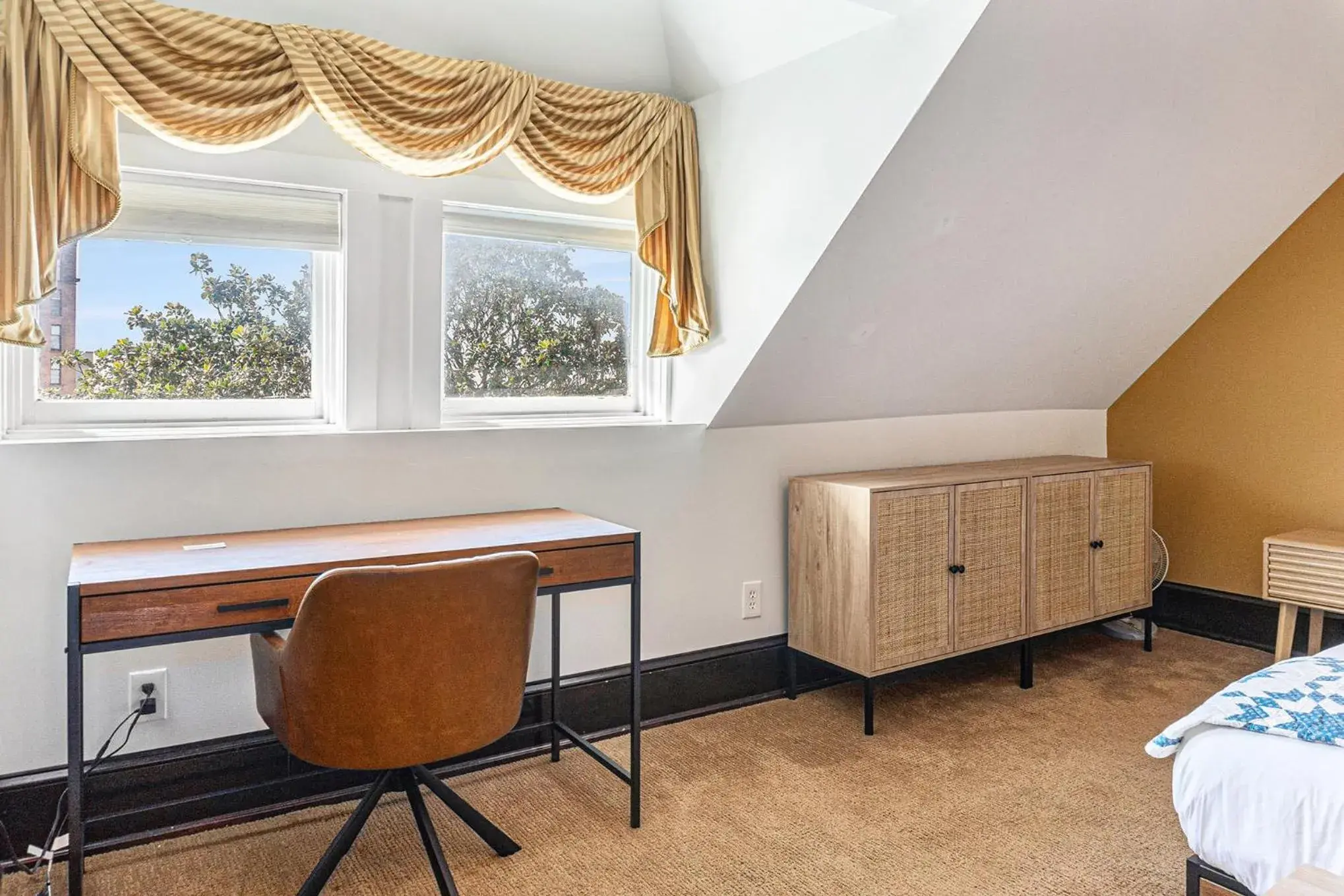 Bedroom, Bed in Hassinger Daniels Guest House Bedroom, Bed in Hassinger Daniels Guest House