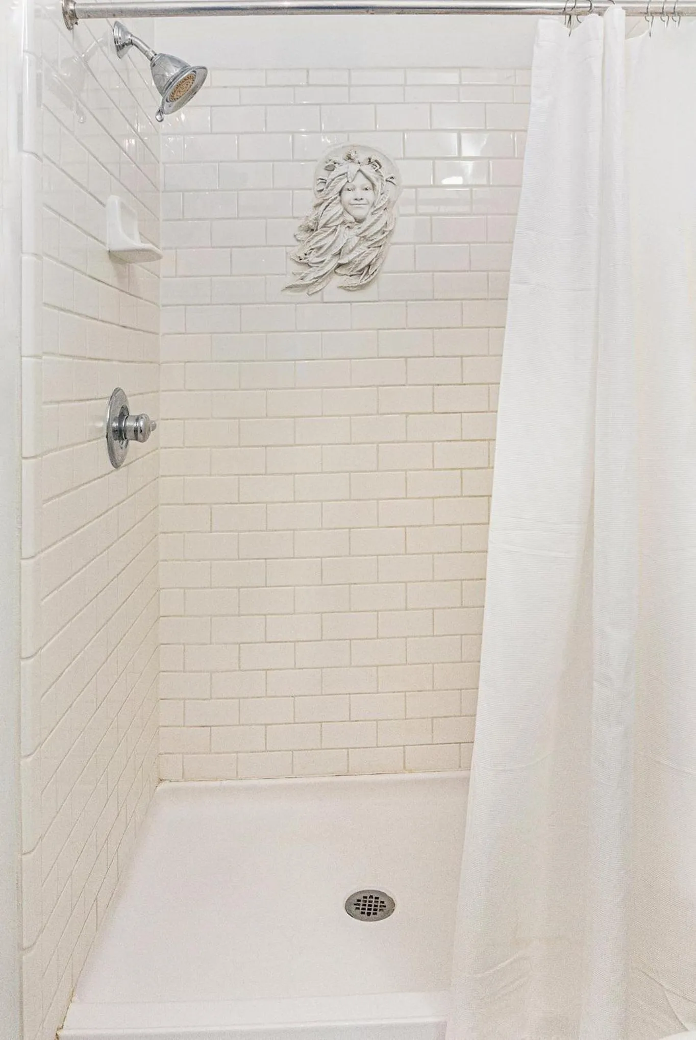 Bathroom in Hassinger Daniels Guest House