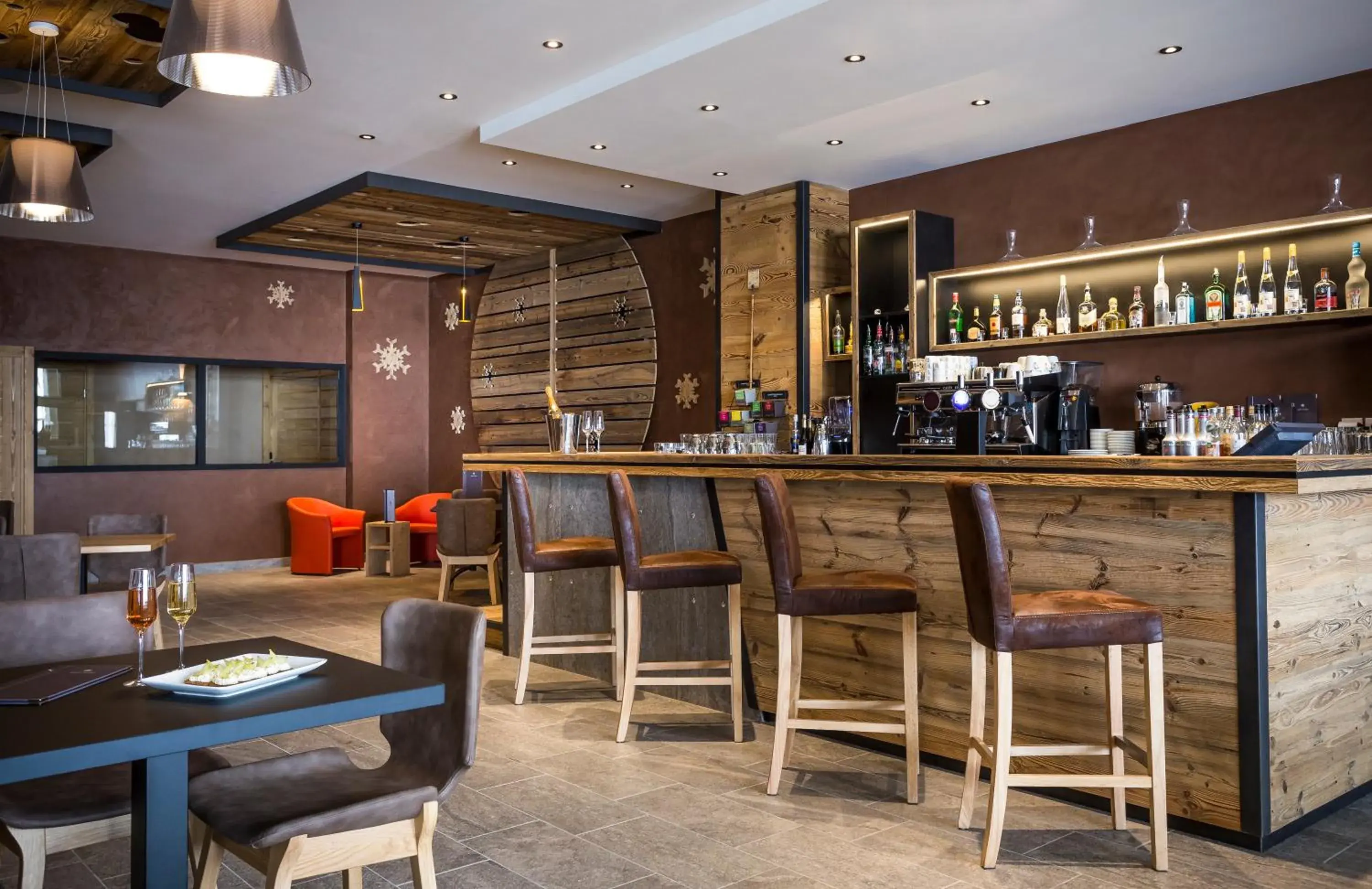 Restaurant/places to eat in Hôtel Saint Charles Val Cenis Restaurant/places to eat in Hôtel Saint Charles Val Cenis