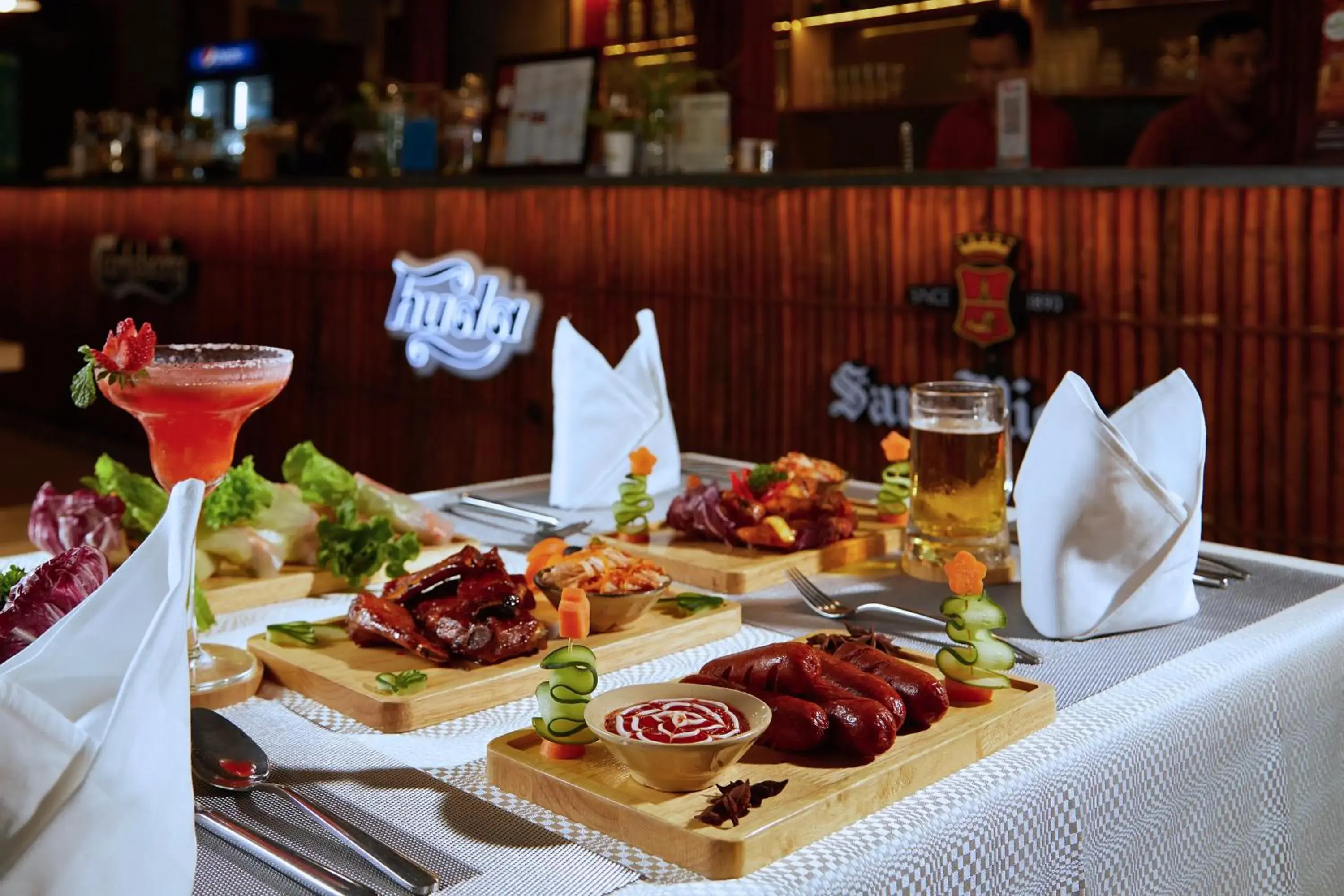 Food and drinks in Avatar Danang Hotel Food and drinks in Avatar Danang Hotel