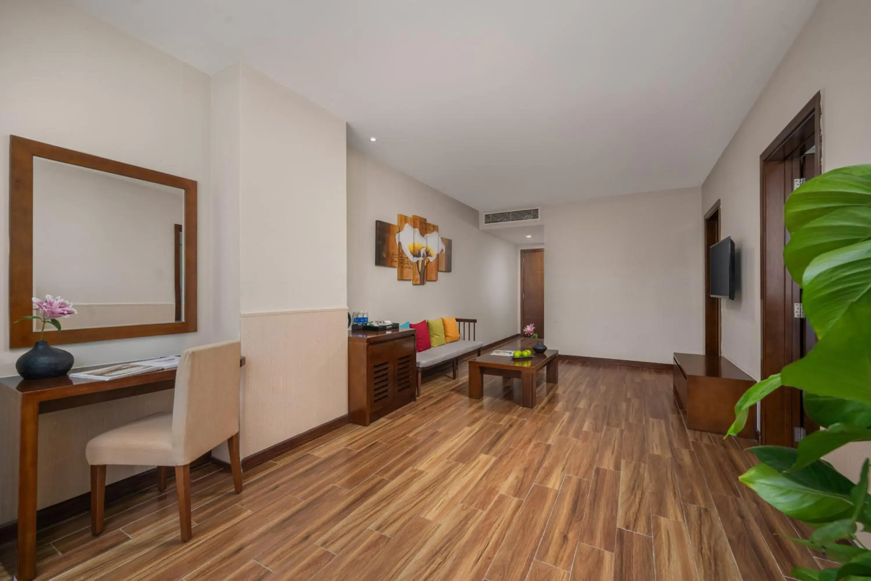 TV and multimedia in Avatar Danang Hotel TV and multimedia in Avatar Danang Hotel