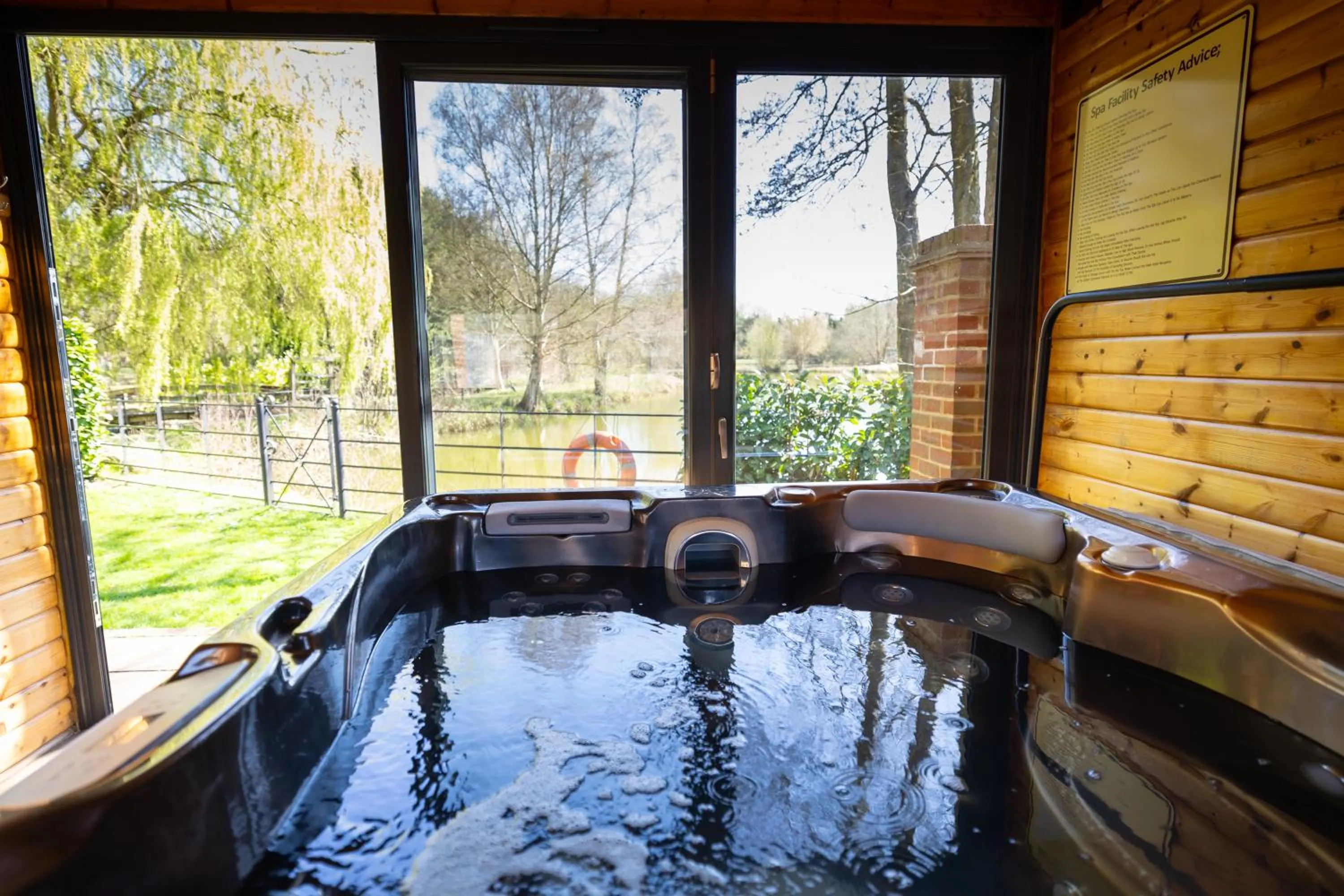 Hot Tub in Tewinbury Farm Hotel