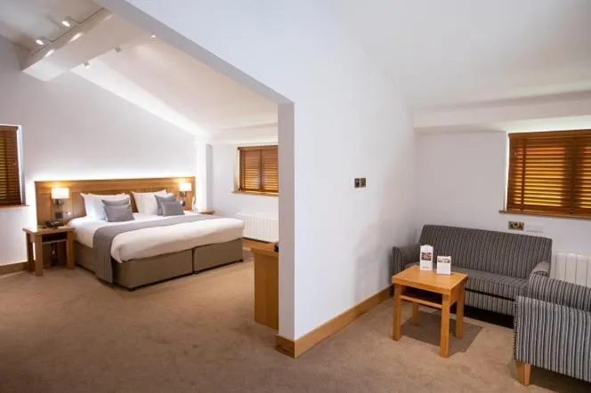 Family Plus in Tewinbury Farm Hotel