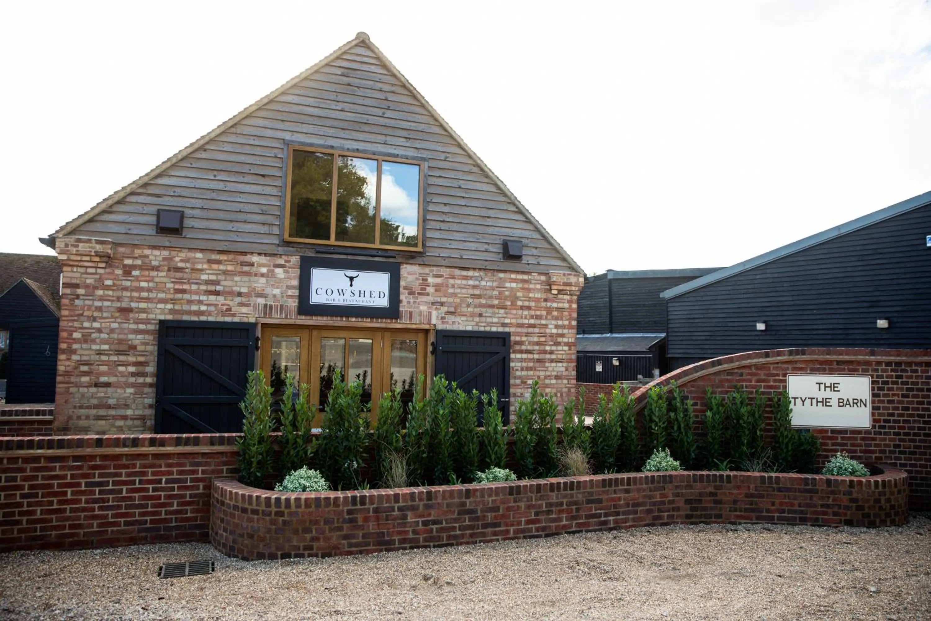 Food and drinks in Tewinbury Farm Hotel