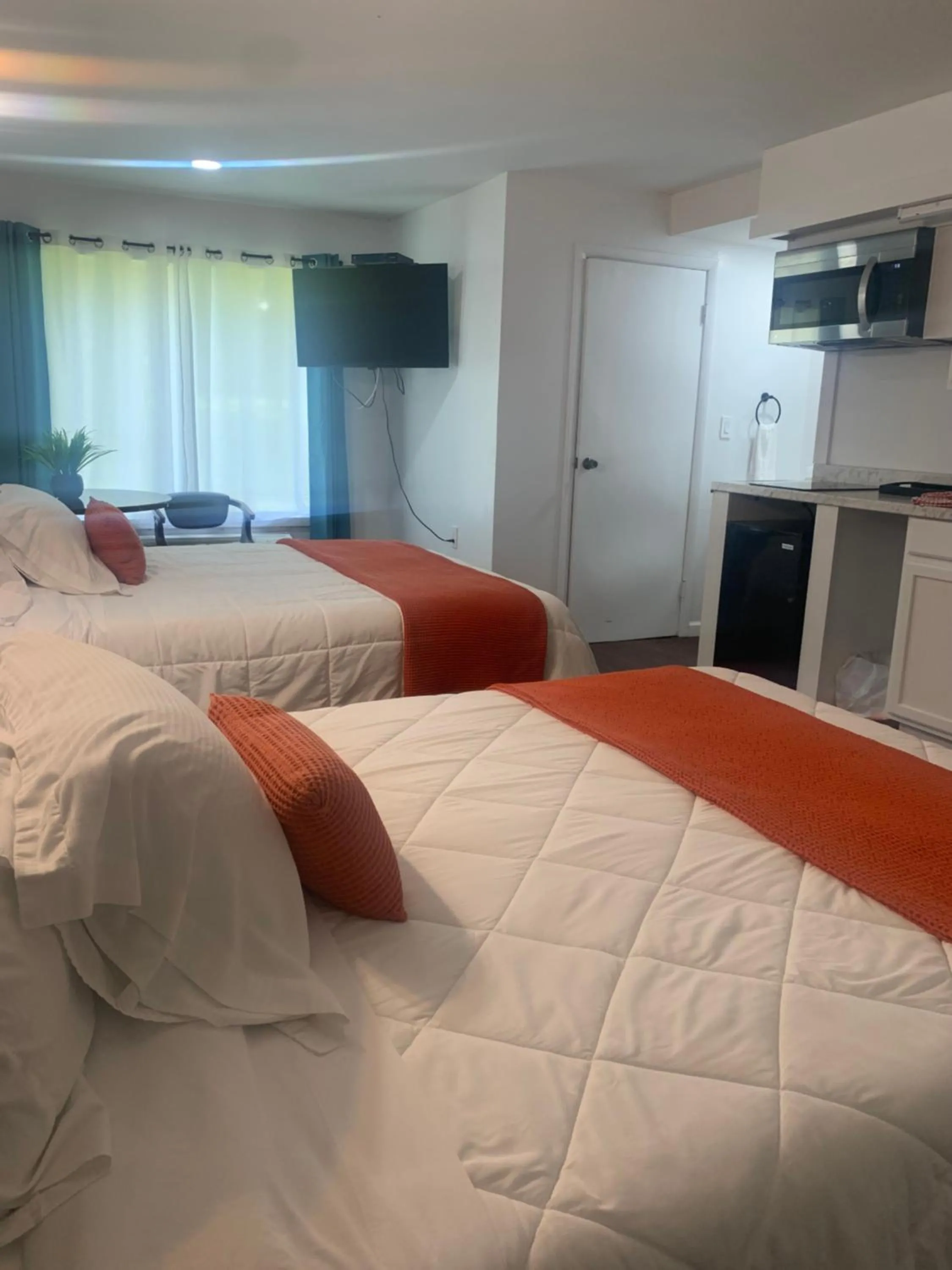 Gatehouse Motel