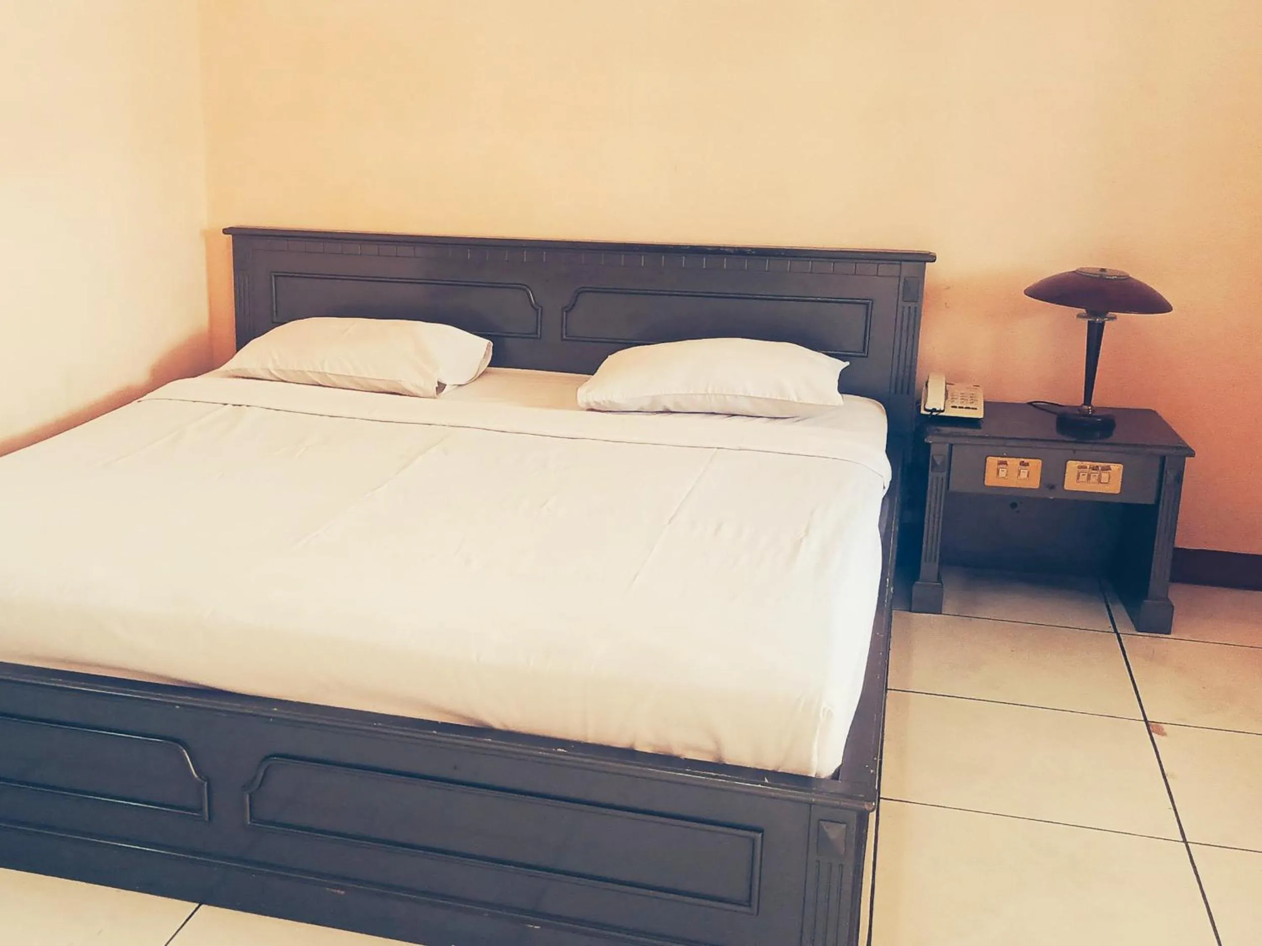 Bed in Hotel Wijaya Purwokerto