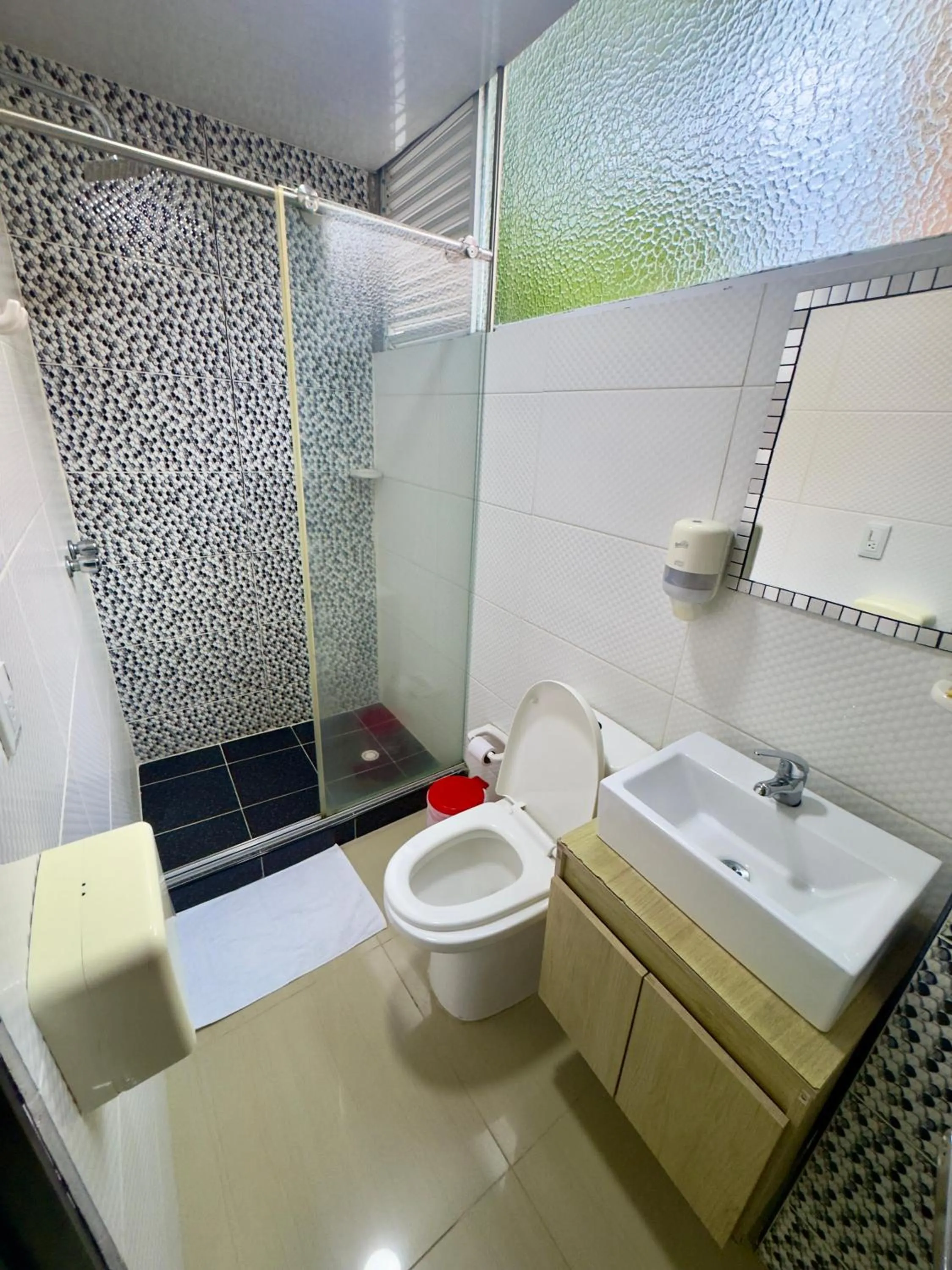 Shower in Hotel Blue