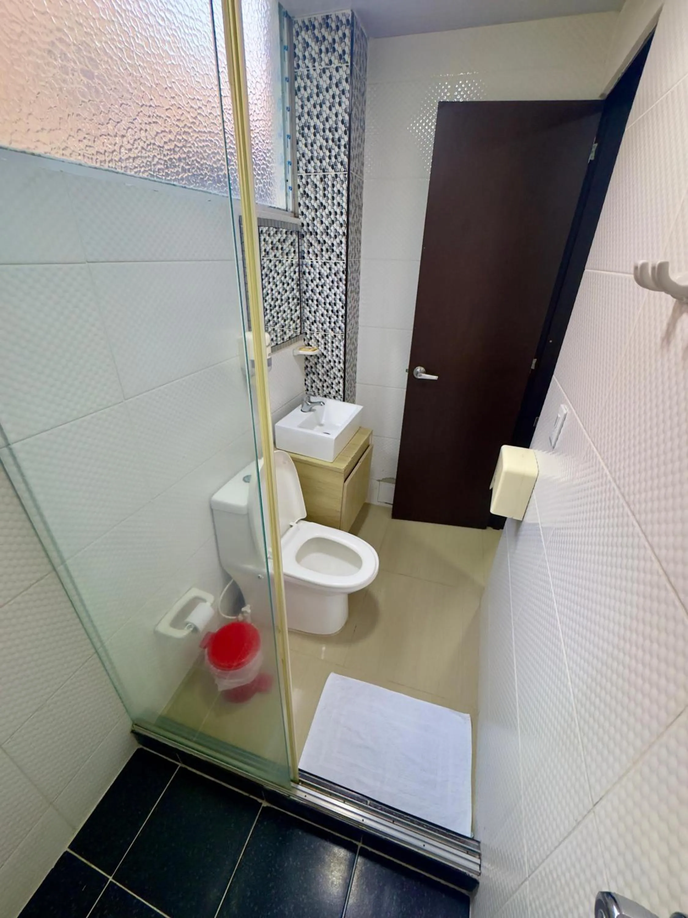 Shower in Hotel Blue