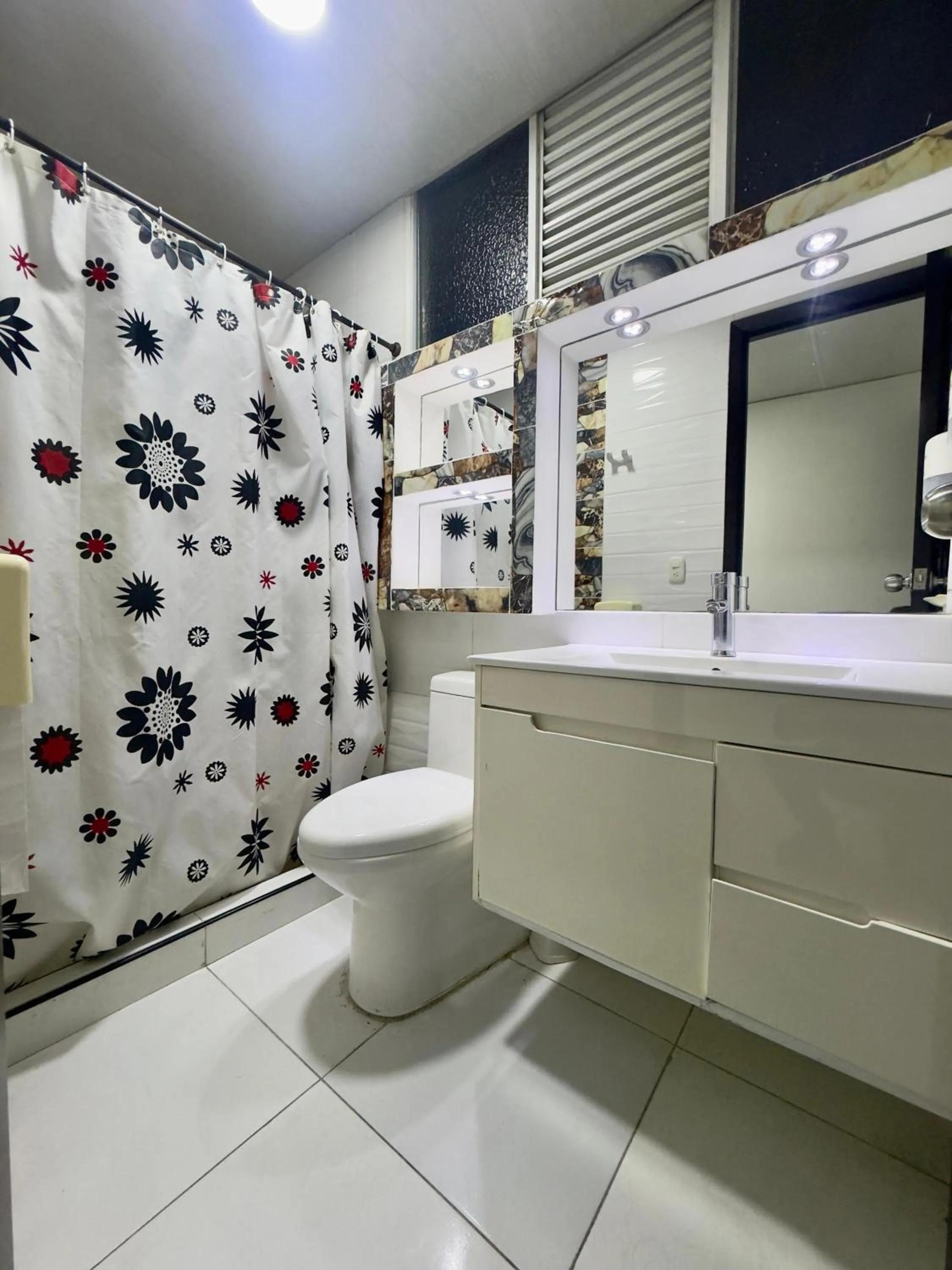 Shower in Hotel Blue