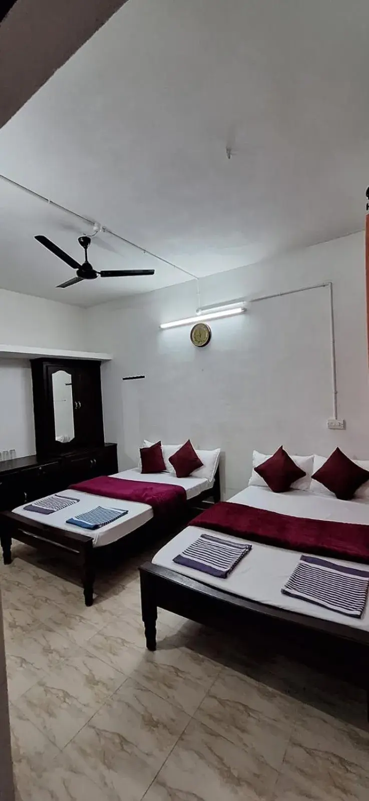 King Room - single occupancy in Holiday Apartments & Homestay King Room - single occupancy in Holiday Apartments & Homestay