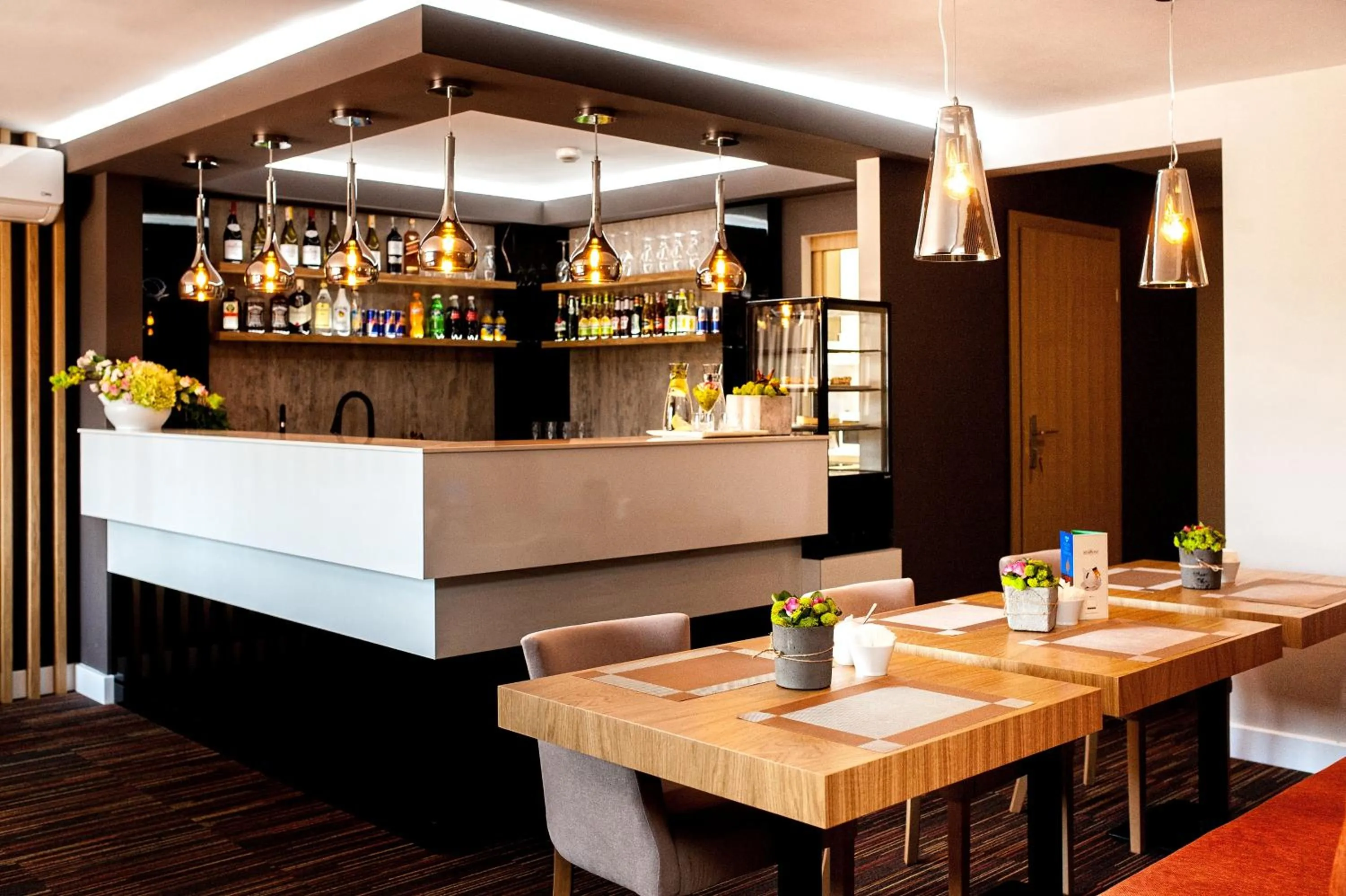 Lounge or bar in Elba Hotel