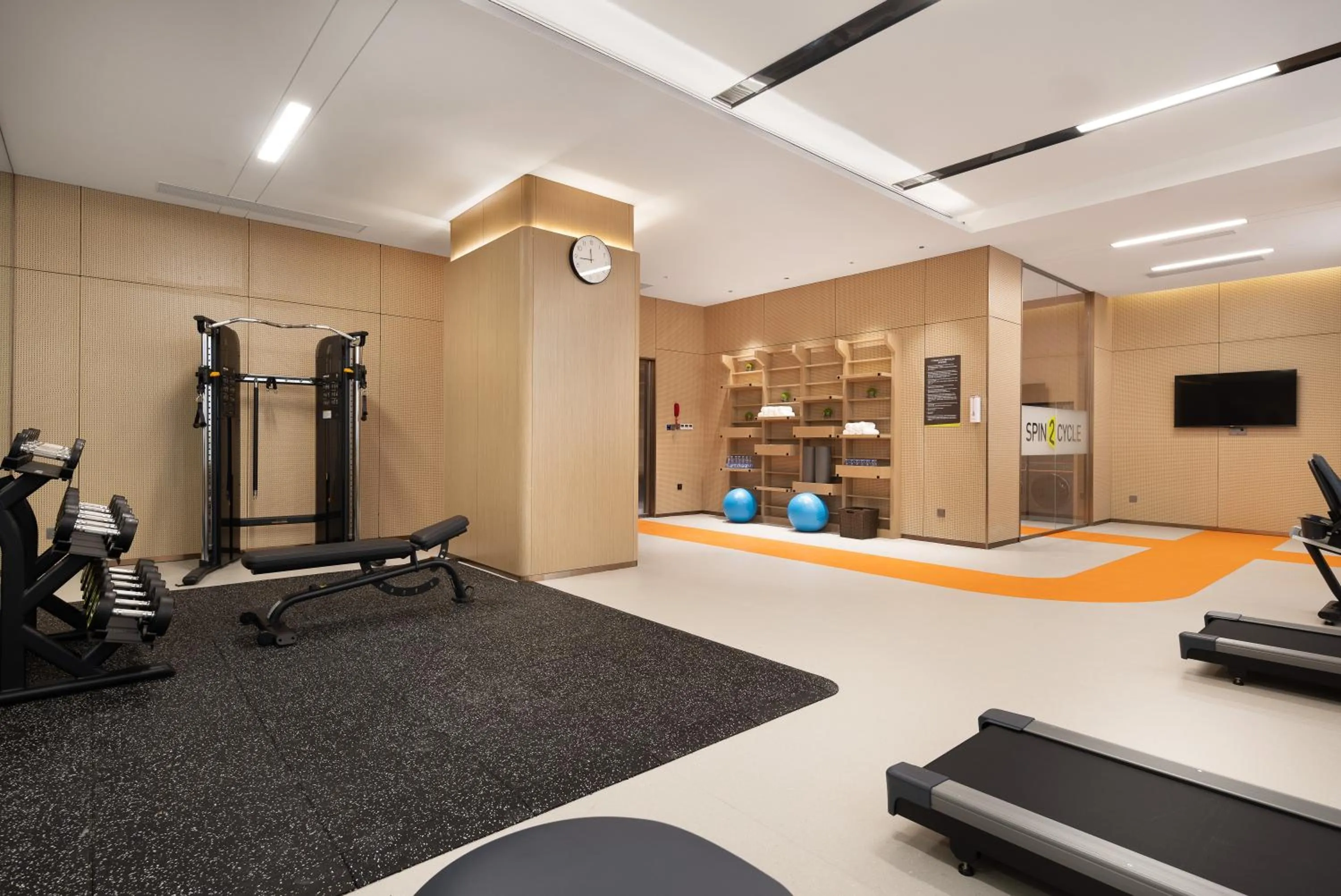 Fitness centre/facilities in Home2 Suite by Hilton Fuyang Taihe