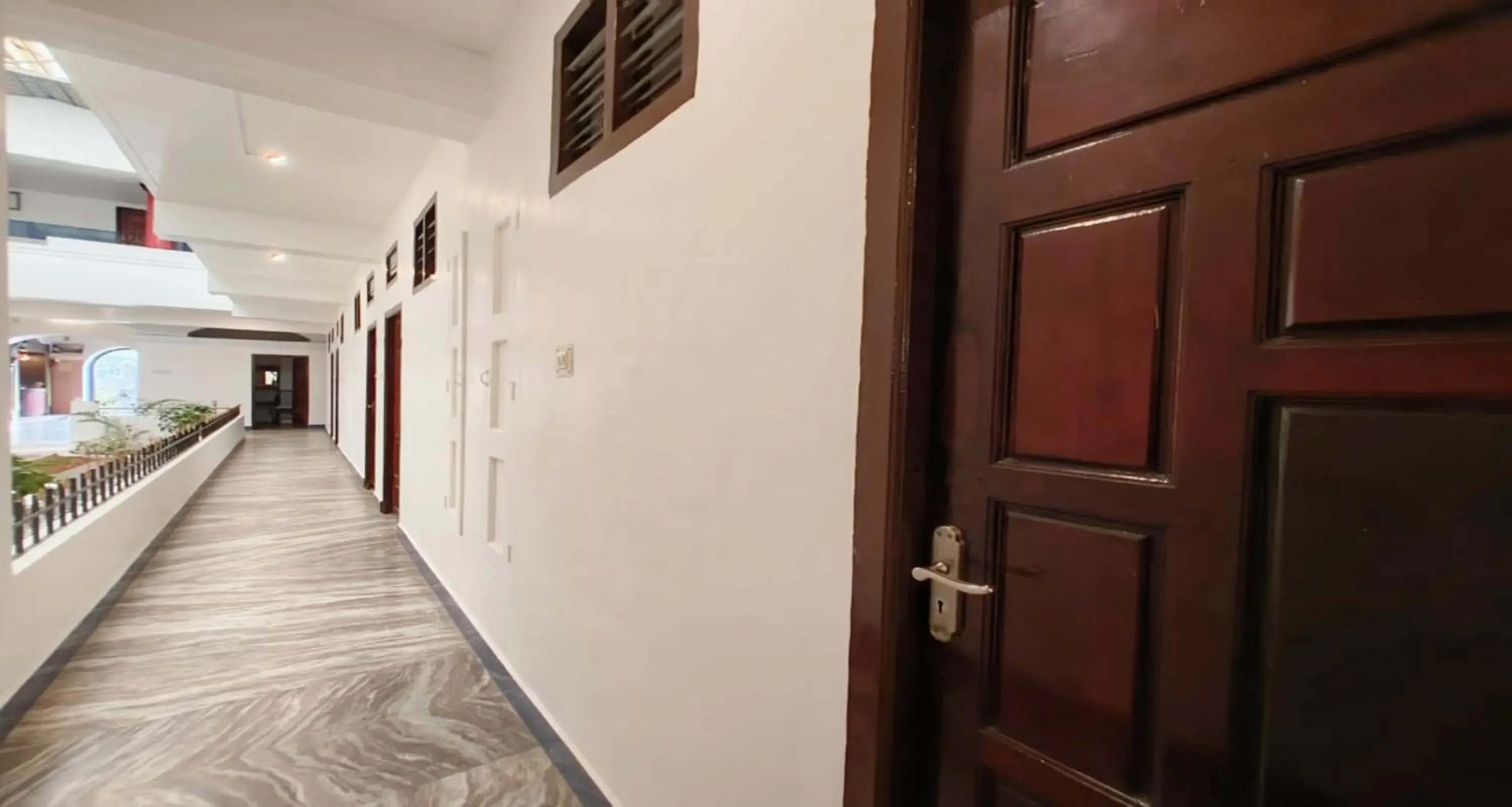 Lobby or reception in Hare Rama Hare Krishna - EESHA Hotel Lobby or reception in Hare Rama Hare Krishna - EESHA Hotel