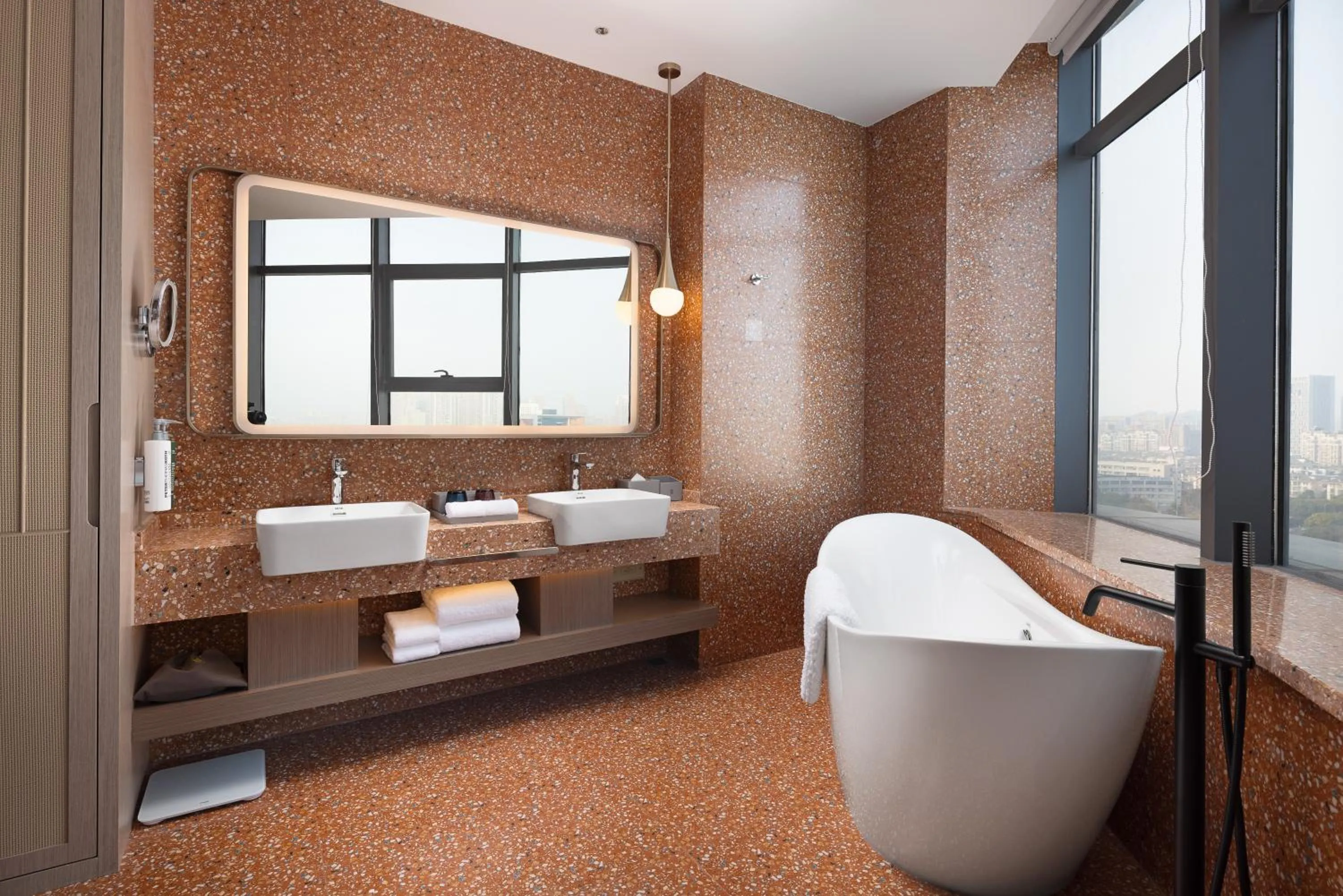 Bathroom in Home2 Suite by Hilton Ningbo Yinzhou