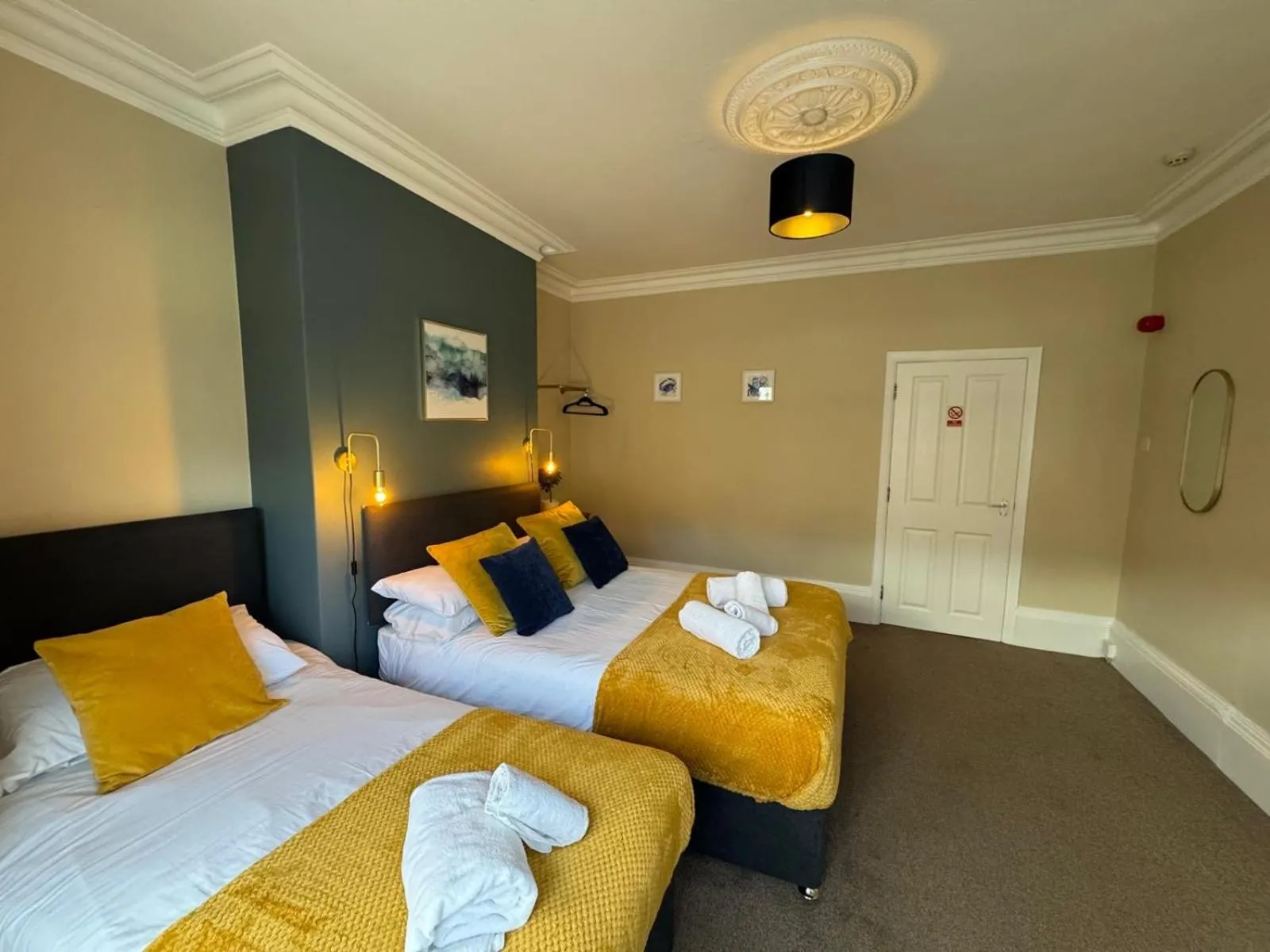 45 The Square Holiday Apartments, Scarborough