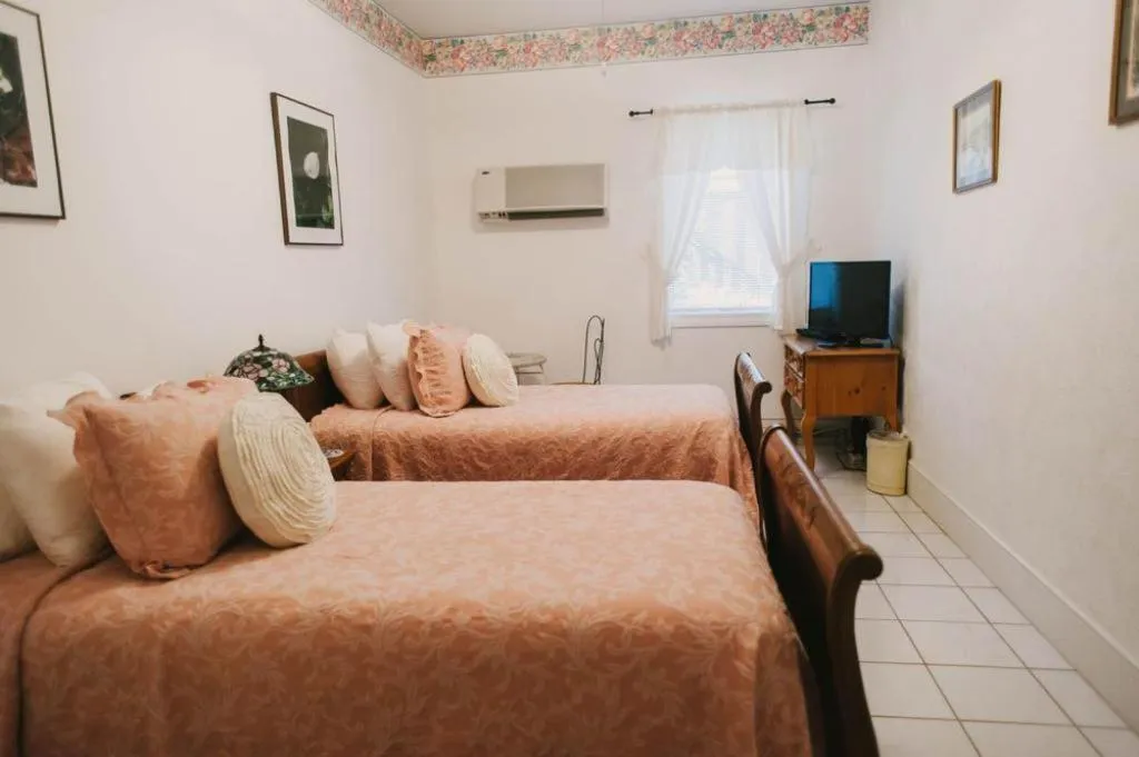 Other, Bed in The Inn at Dresden